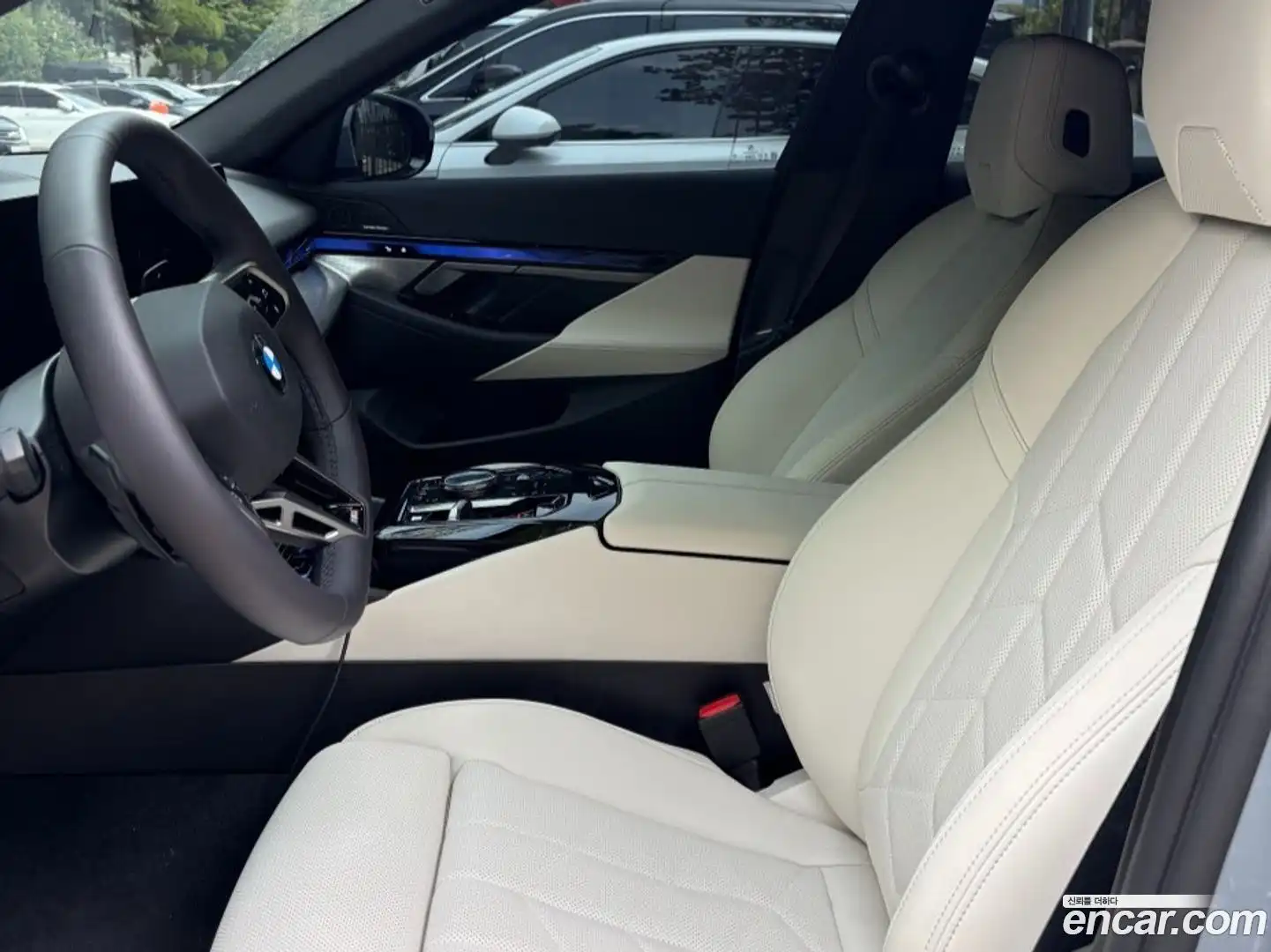 5-Series BMW 2026.0-INNER-010
