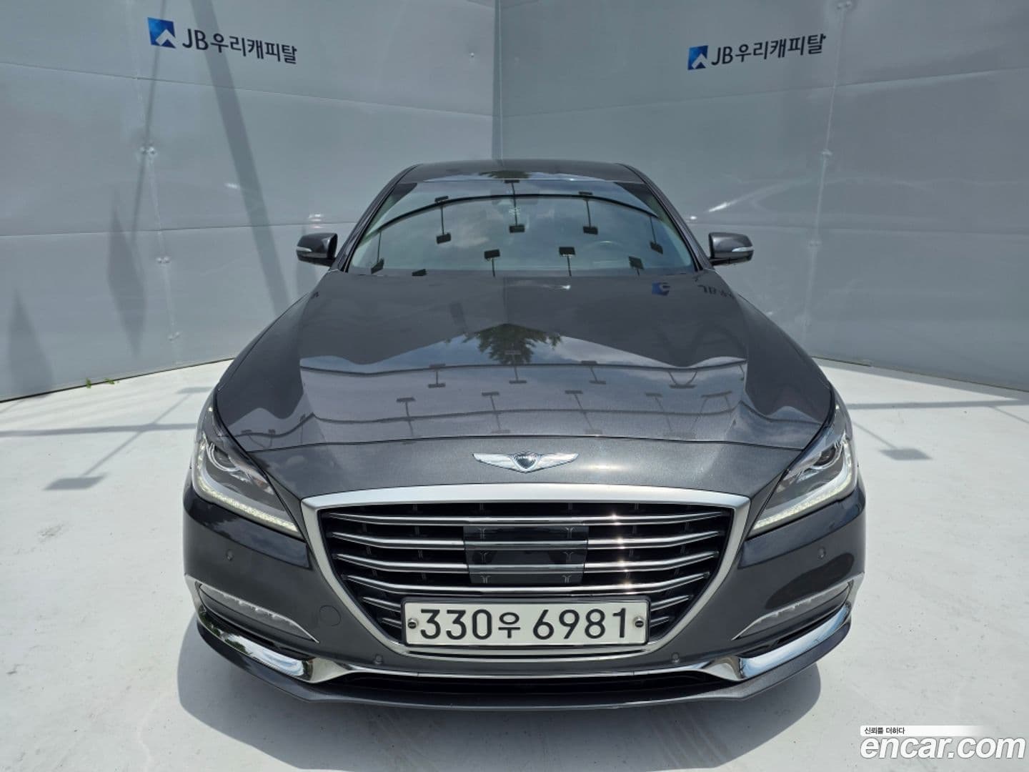 Main__Slider__Photo:G80 Genesis 2018.1-0