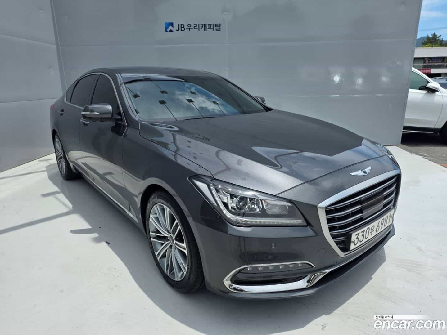 G80 Genesis 2018.1-OUTER-003