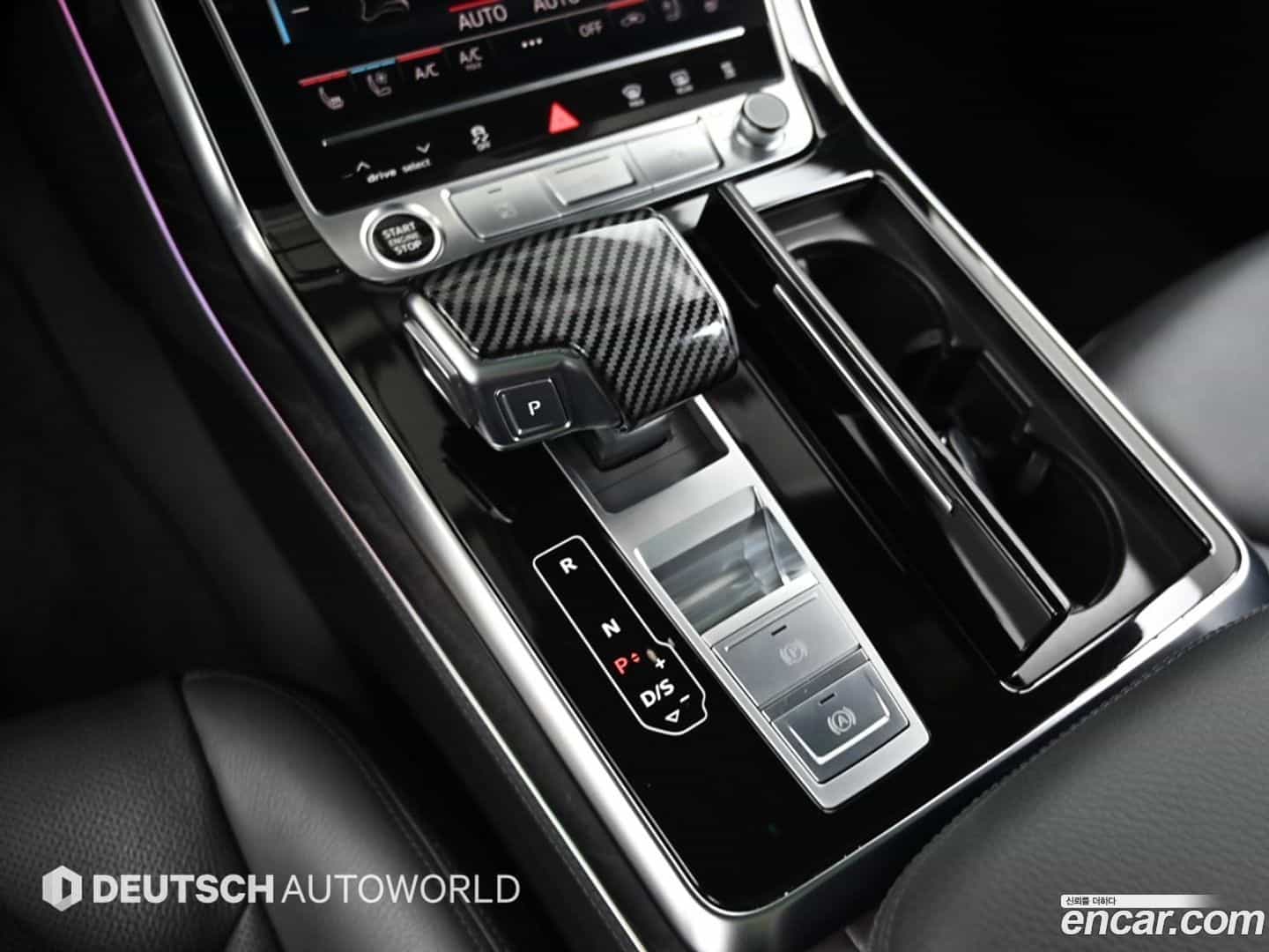 Q8 Audi 2023.11-INNER-009