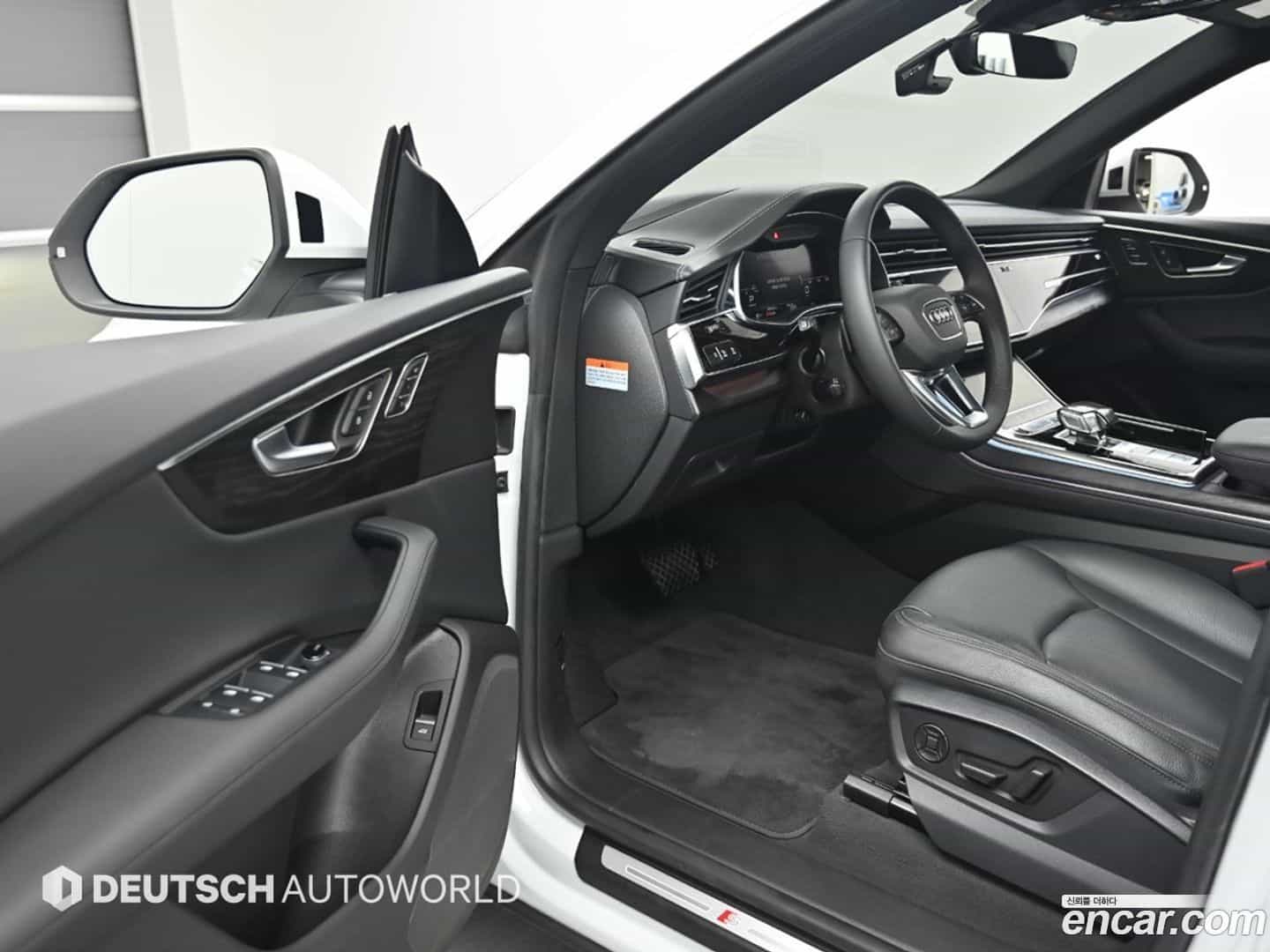 Q8 Audi 2023.11-OPTION-015