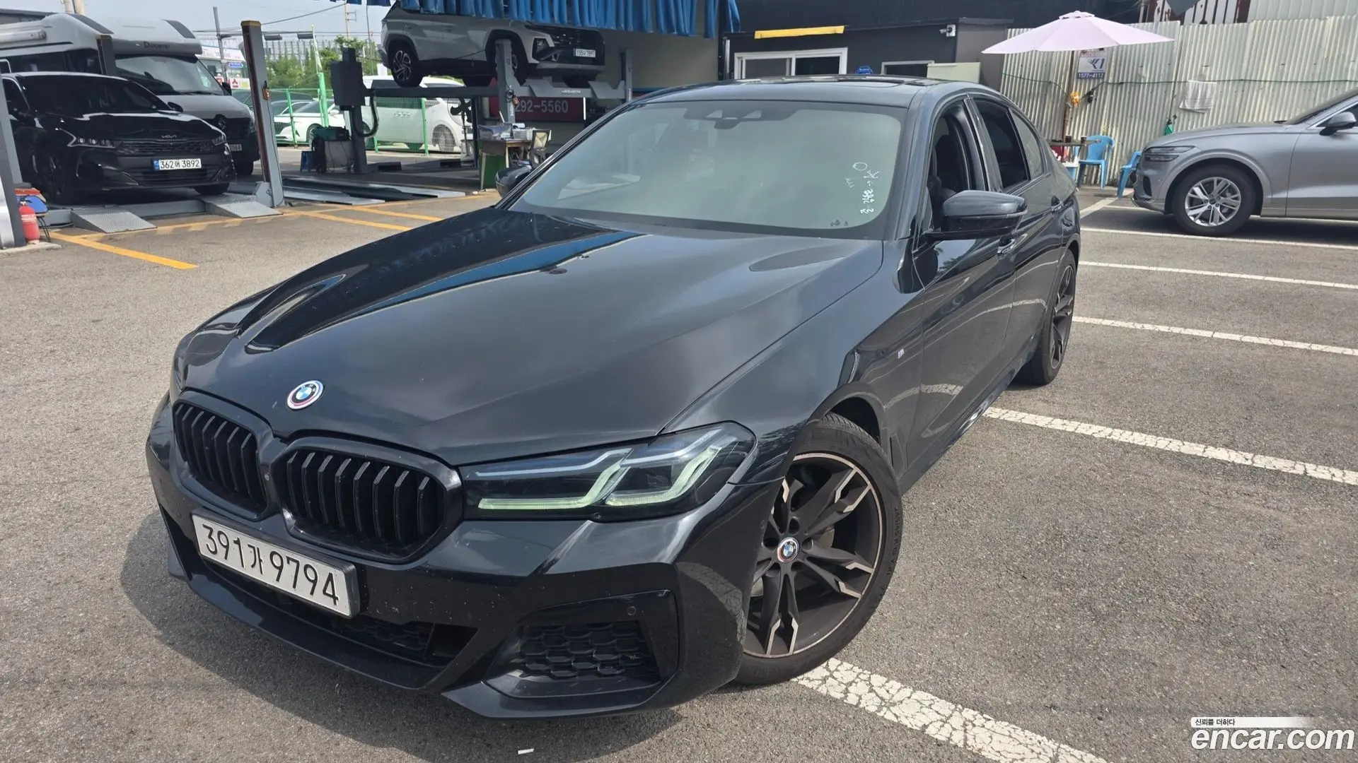 Main__Slider__Photo:5-Series BMW 2017.2-0