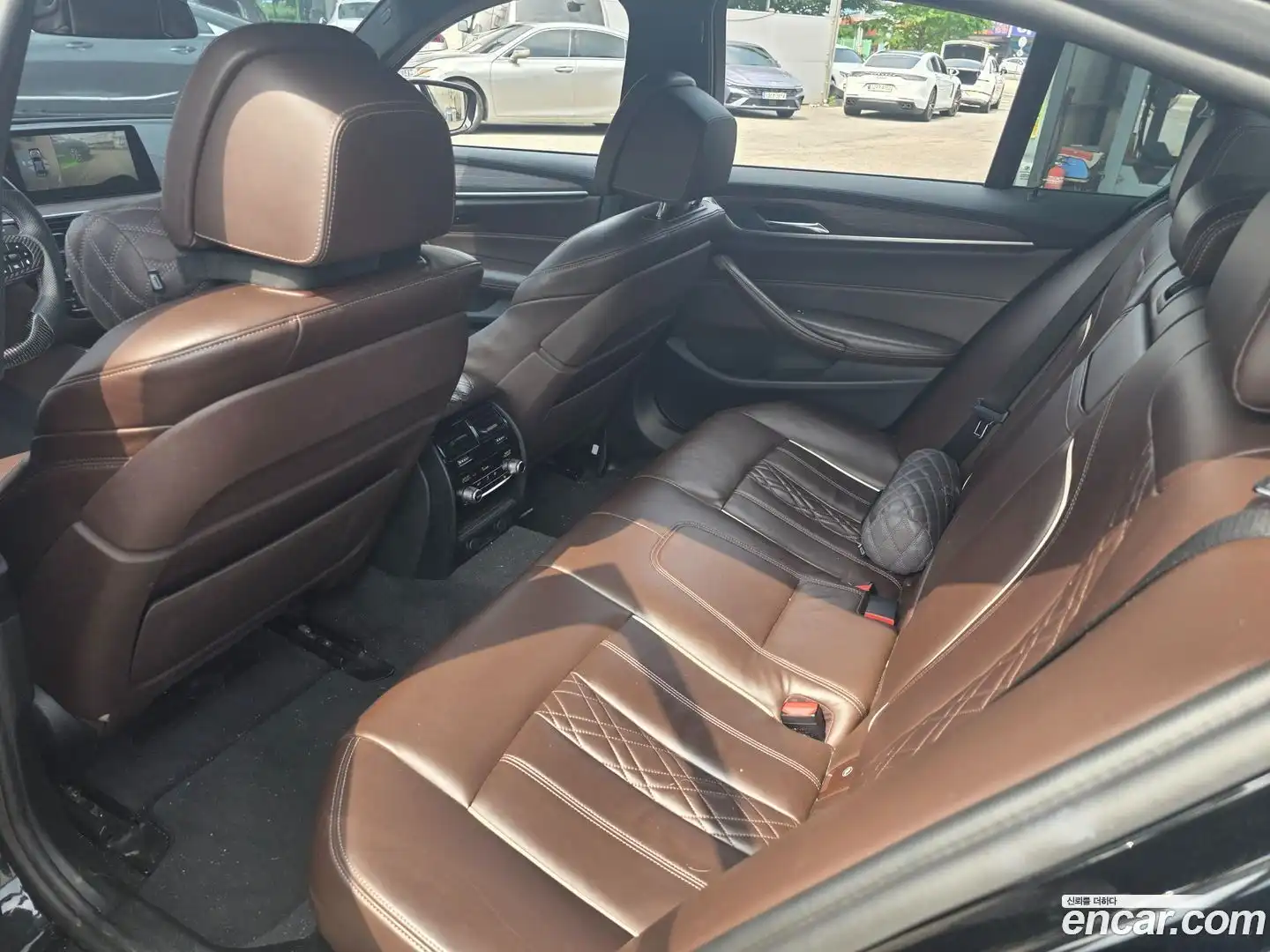 5-Series BMW 2017.2-INNER-008