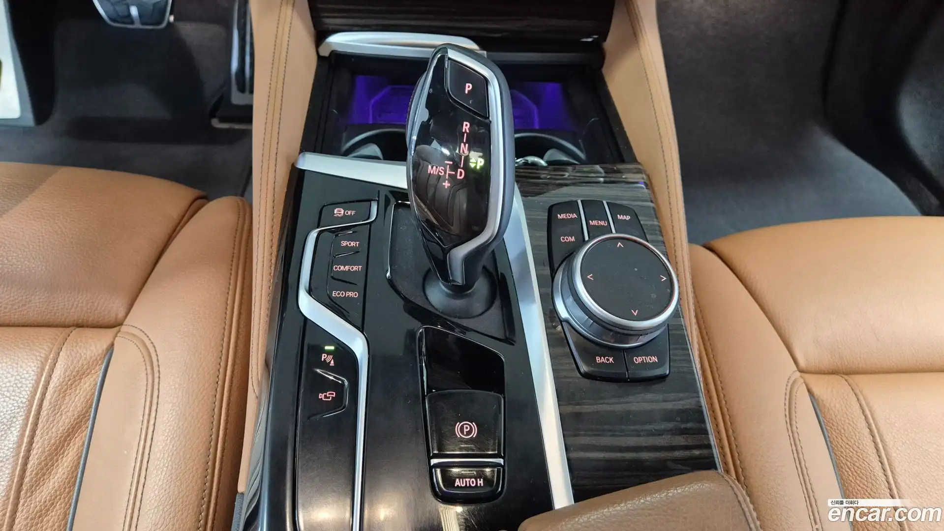 5-Series BMW 2021.9-INNER-009