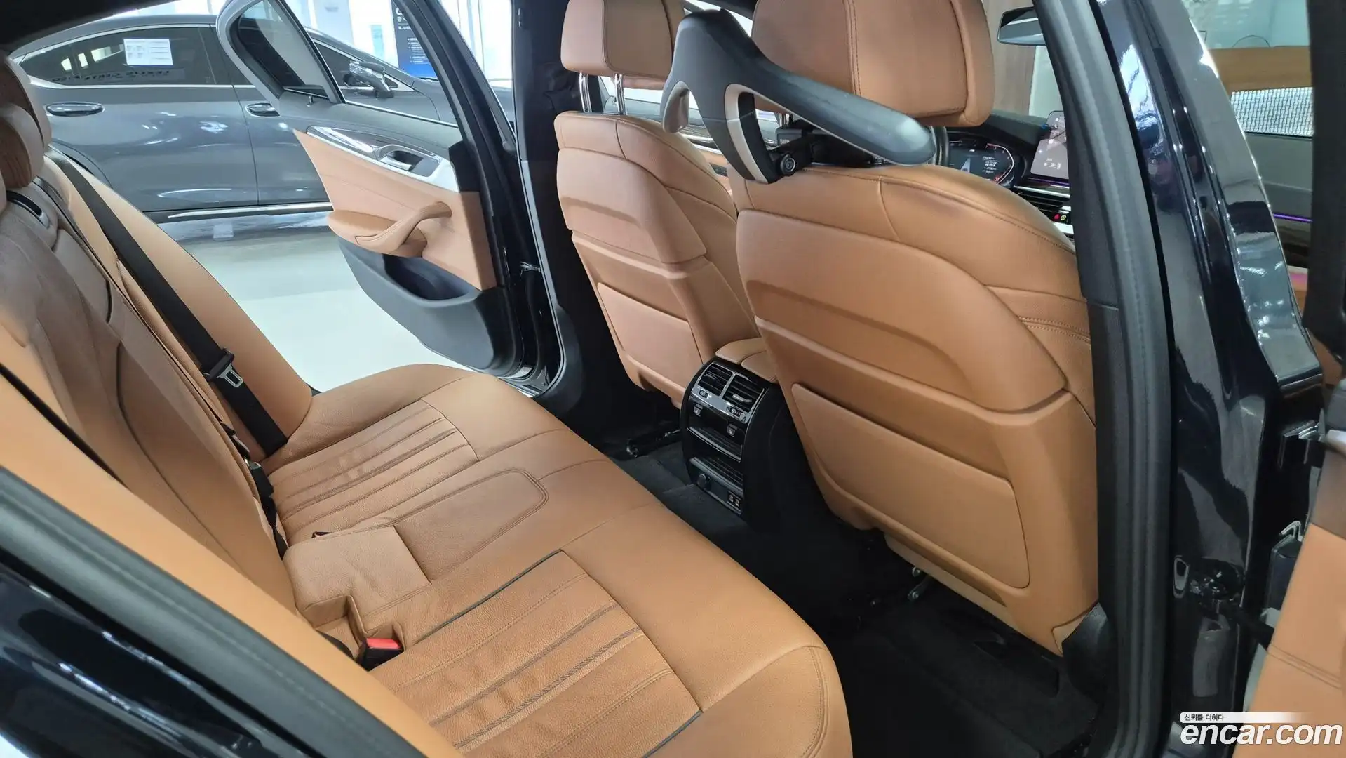 5-Series BMW 2021.9-OPTION-016