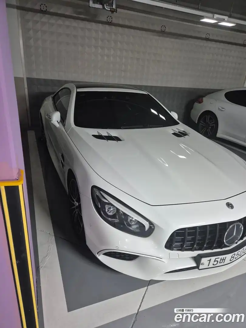 SL-Class Mercedes-Benz 2018.9-OUTER-001