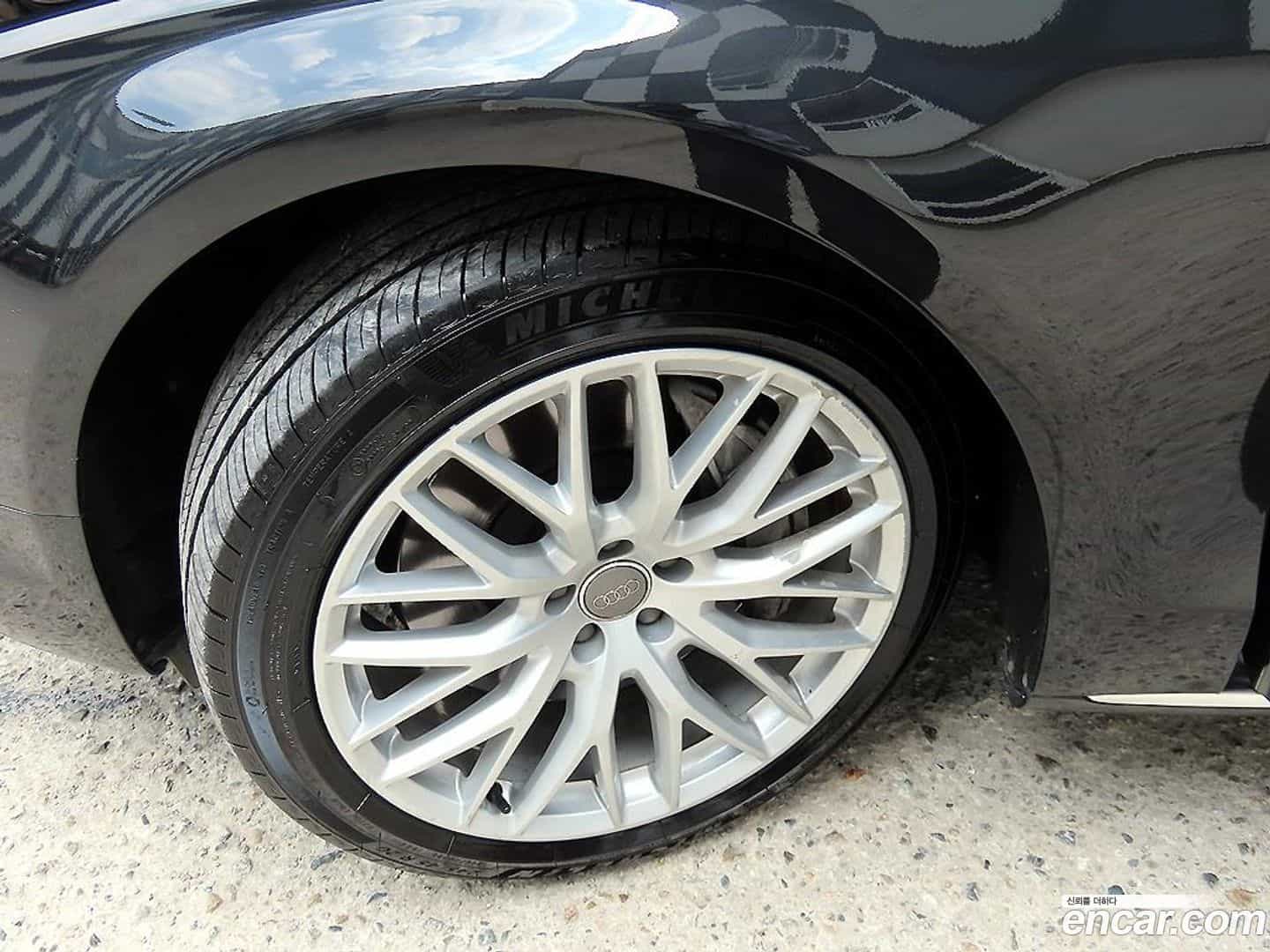 A8 Audi 2015.1-OPTION-024