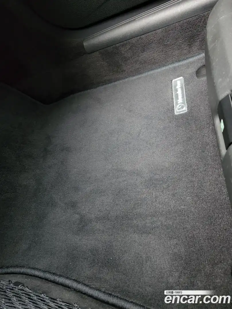 E-Class Mercedes-Benz 2003.4-OPTION-020