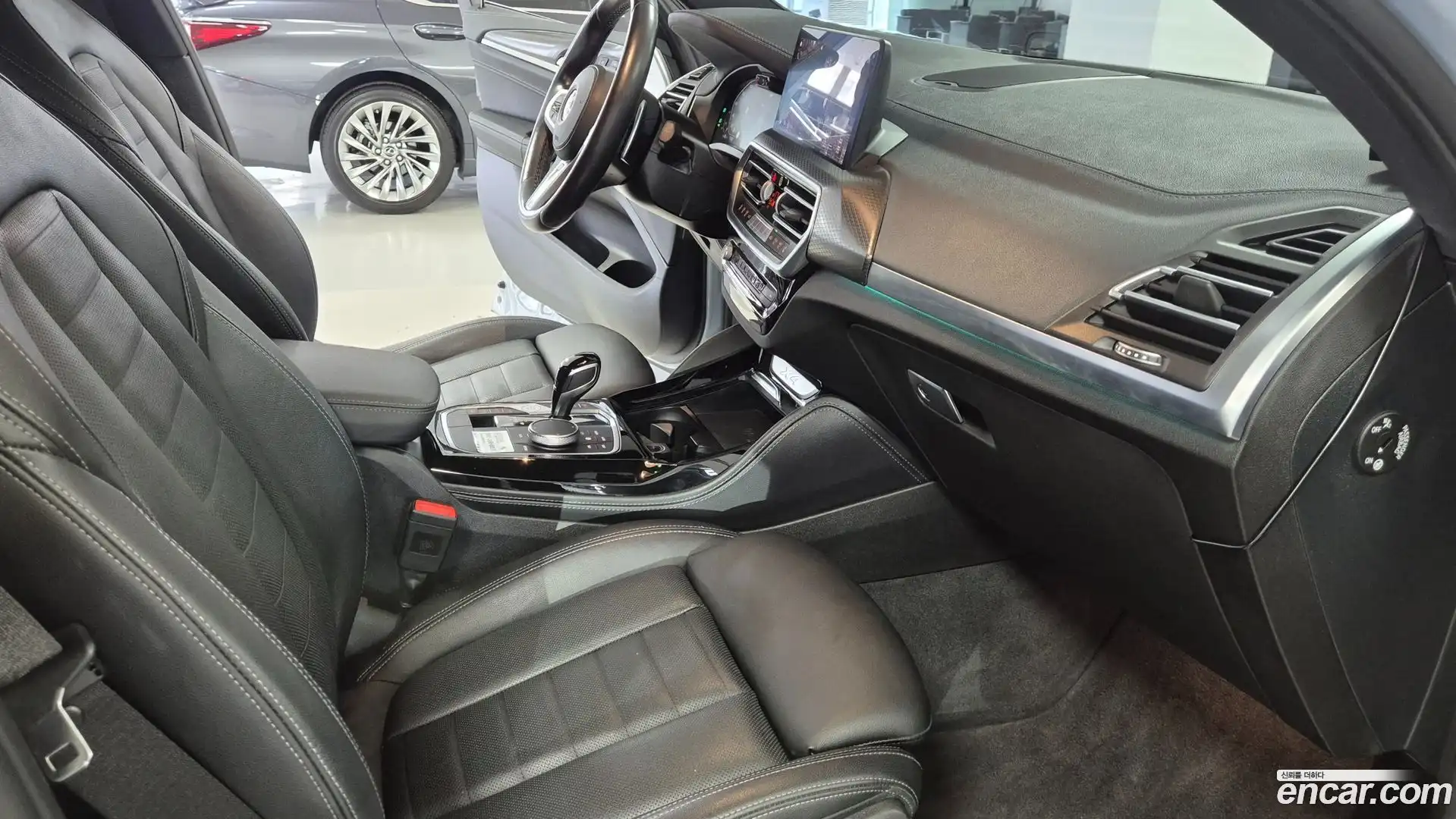 X4 BMW 2023.11-OPTION-016