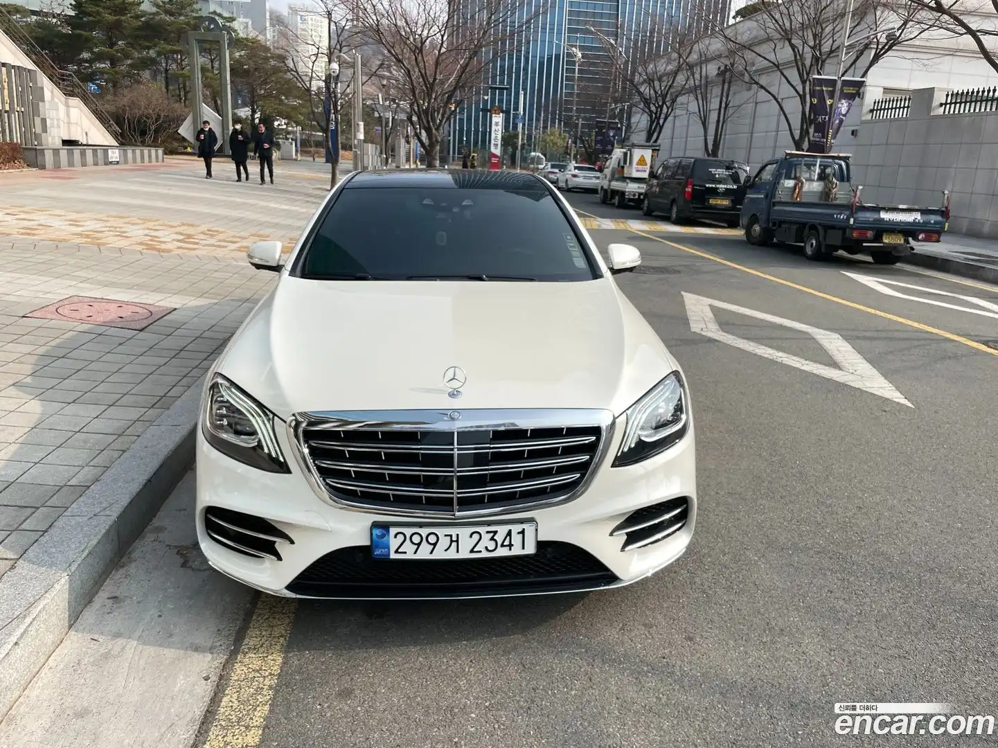 S-Class Mercedes-Benz 2015.4-OUTER-001