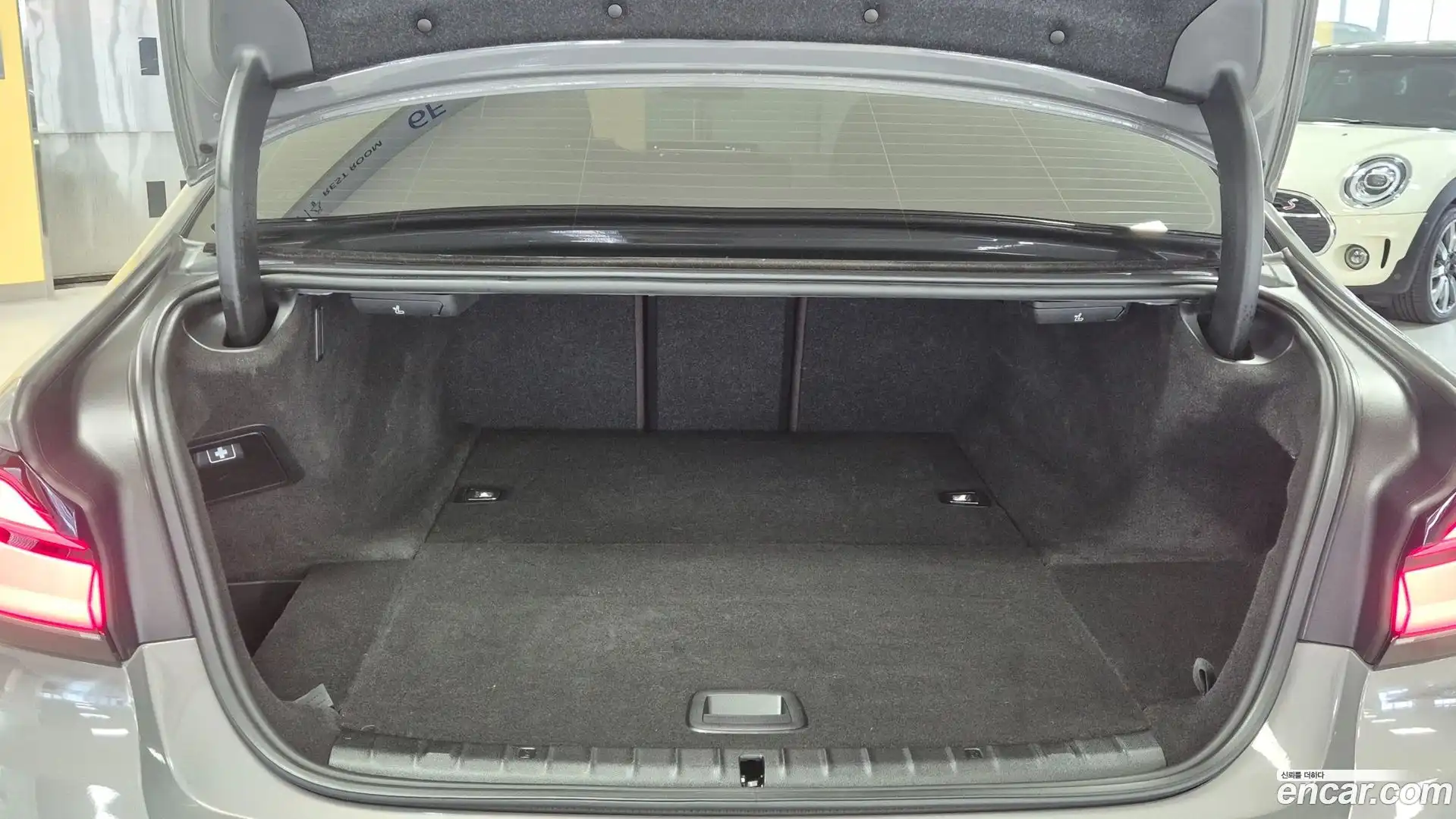 5-Series BMW 2022.7-OPTION-021