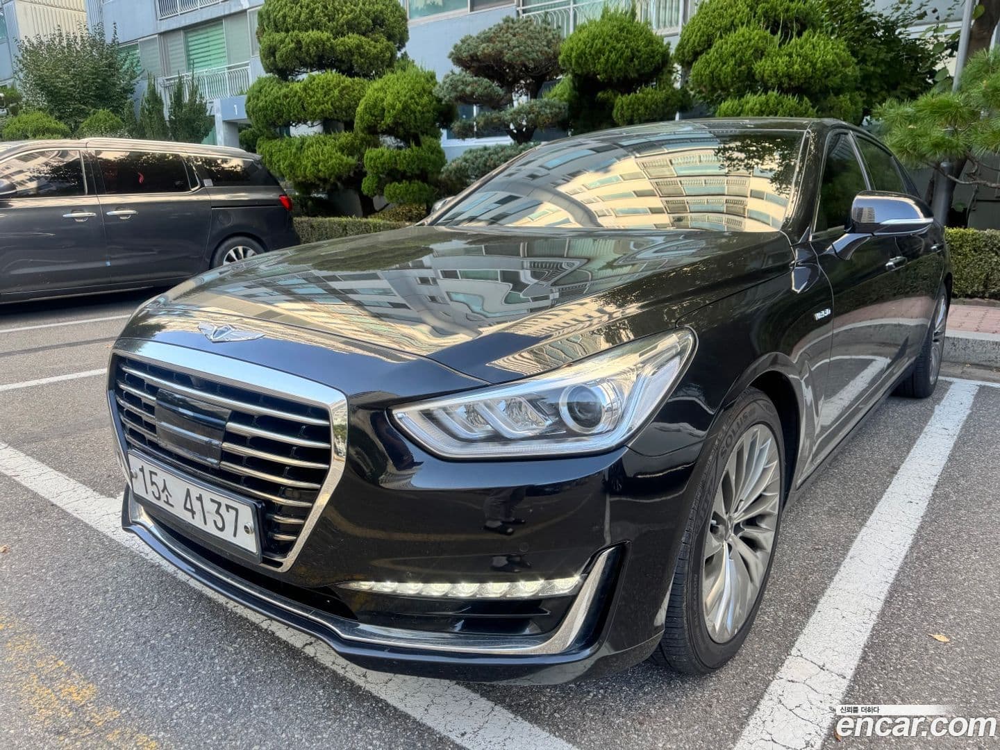 Main__Slider__Photo:EQ900 Genesis 2018.6-0