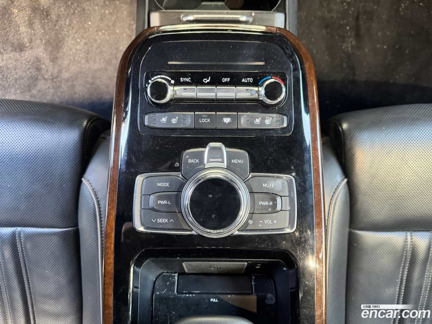 EQ900 Genesis 2018.6-INNER-010