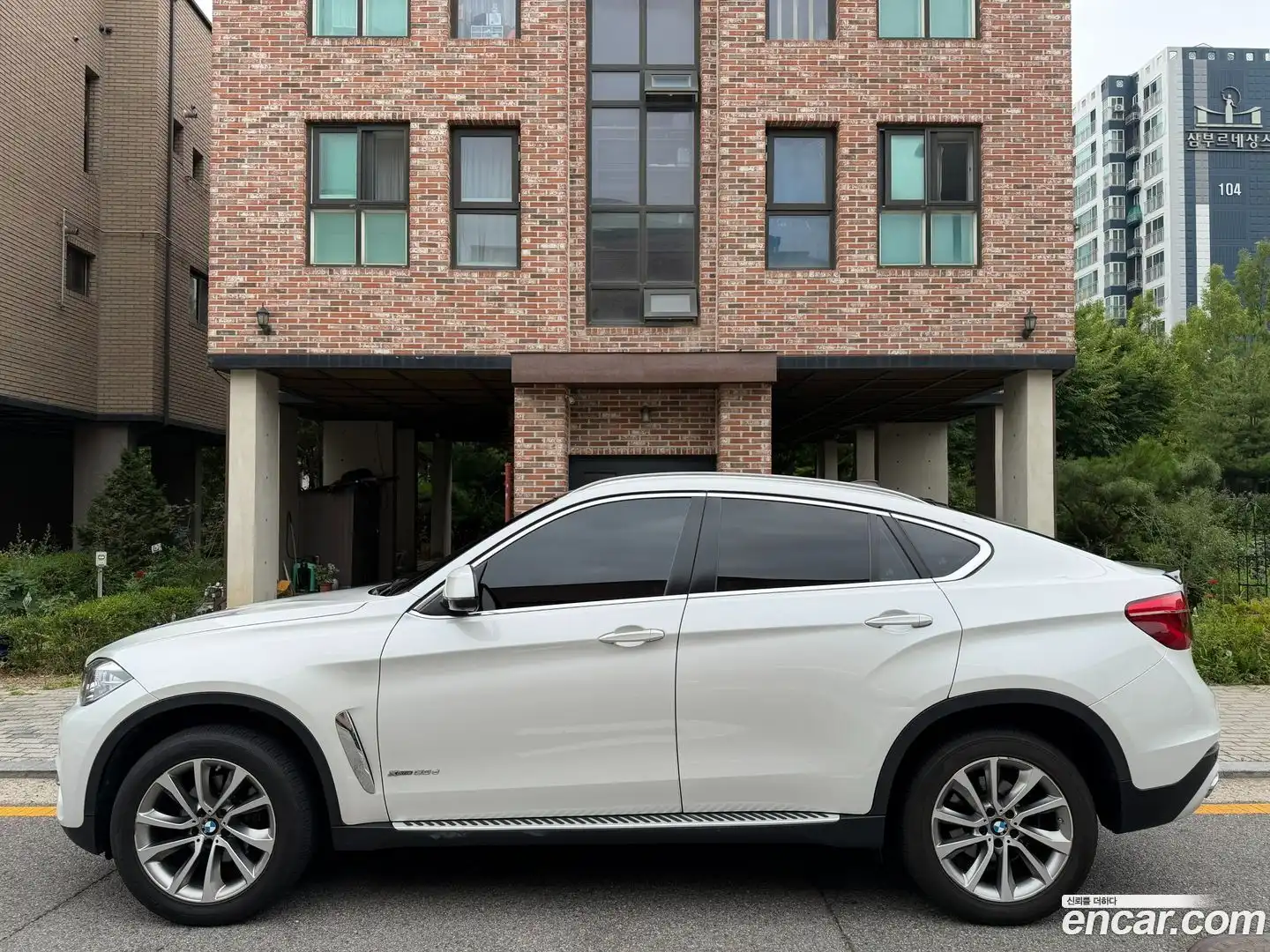 X6 BMW 2017.6-OPTION-021