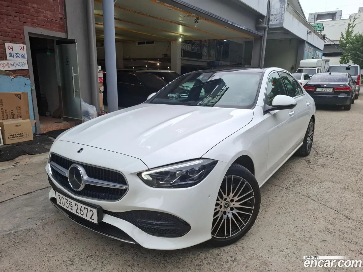 Main__Slider__Photo:C-Class Mercedes-Benz 2025.2-0