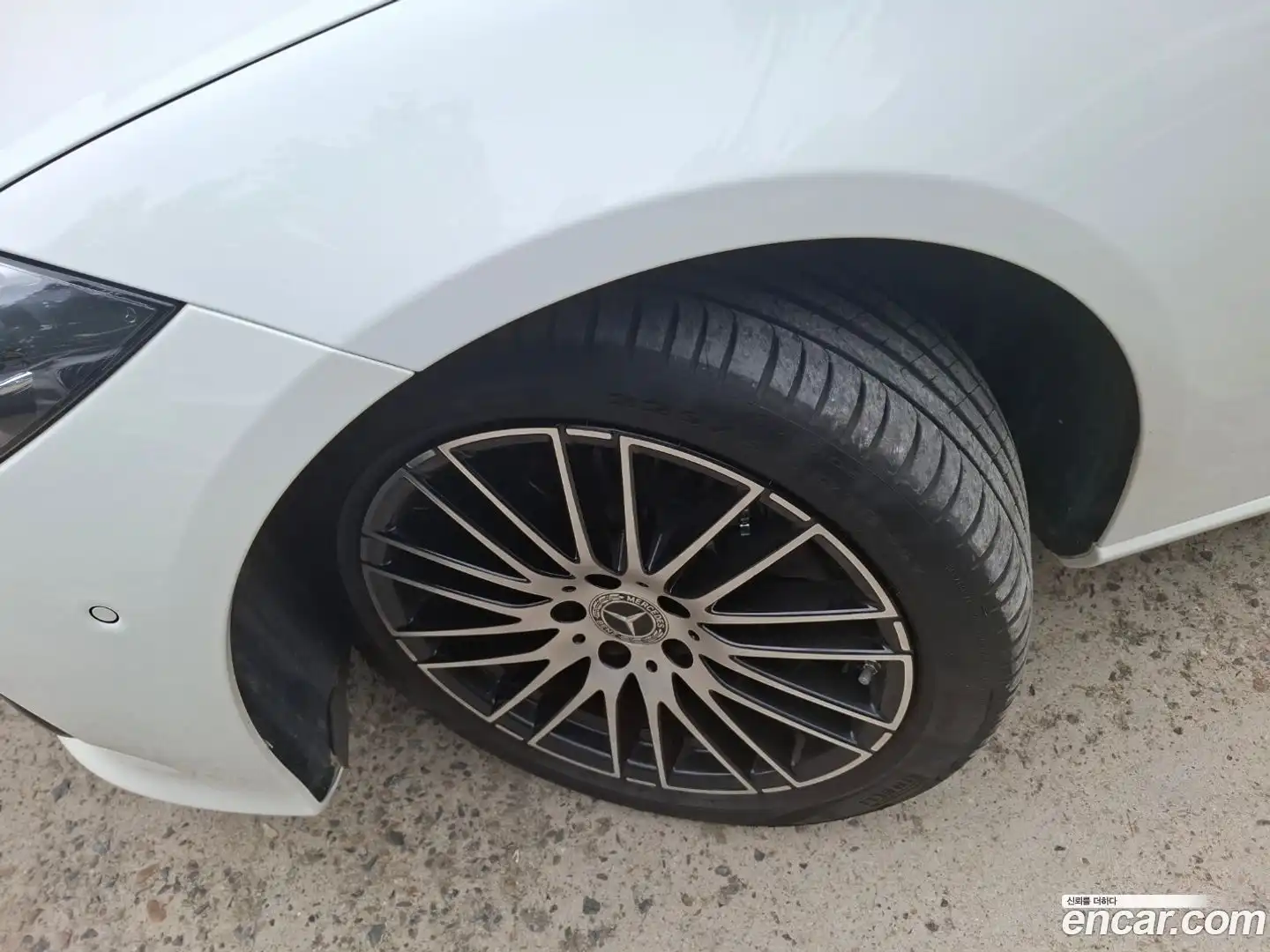 C-Class Mercedes-Benz 2025.2-OUTER-005