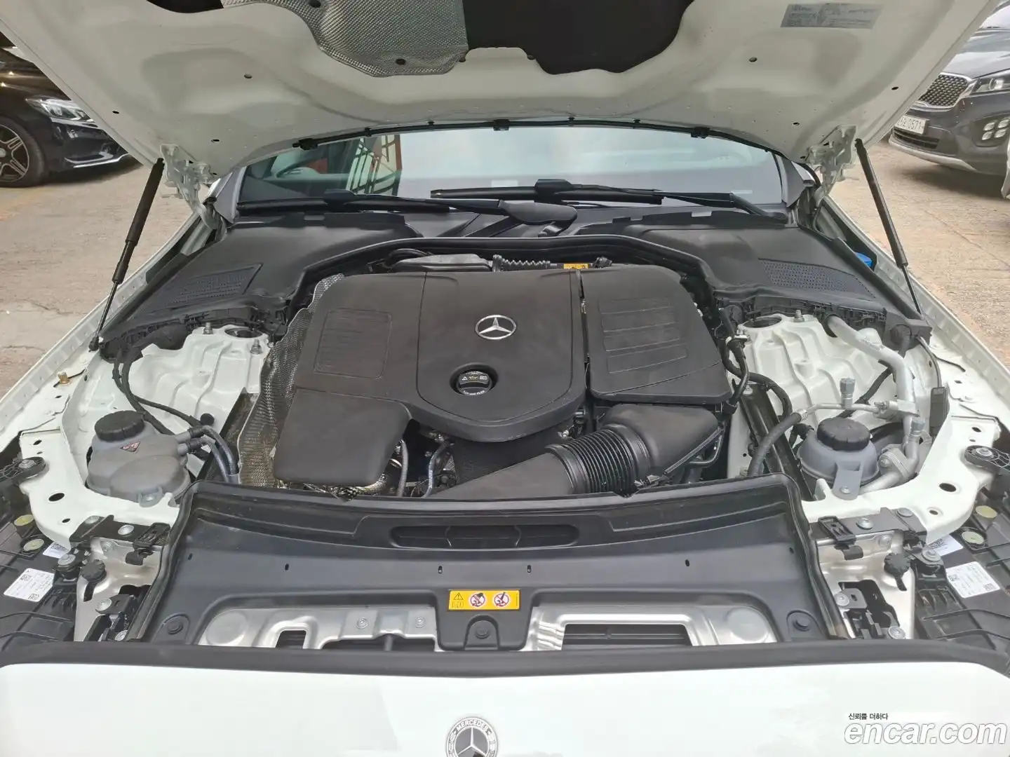 C-Class Mercedes-Benz 2025.2-OUTER-006