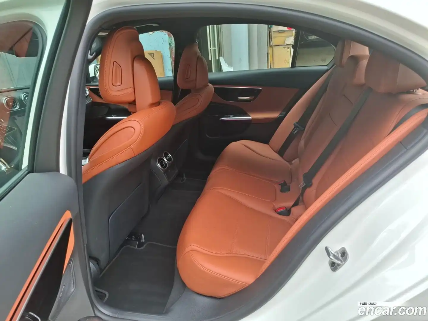 C-Class Mercedes-Benz 2025.2-OPTION-016
