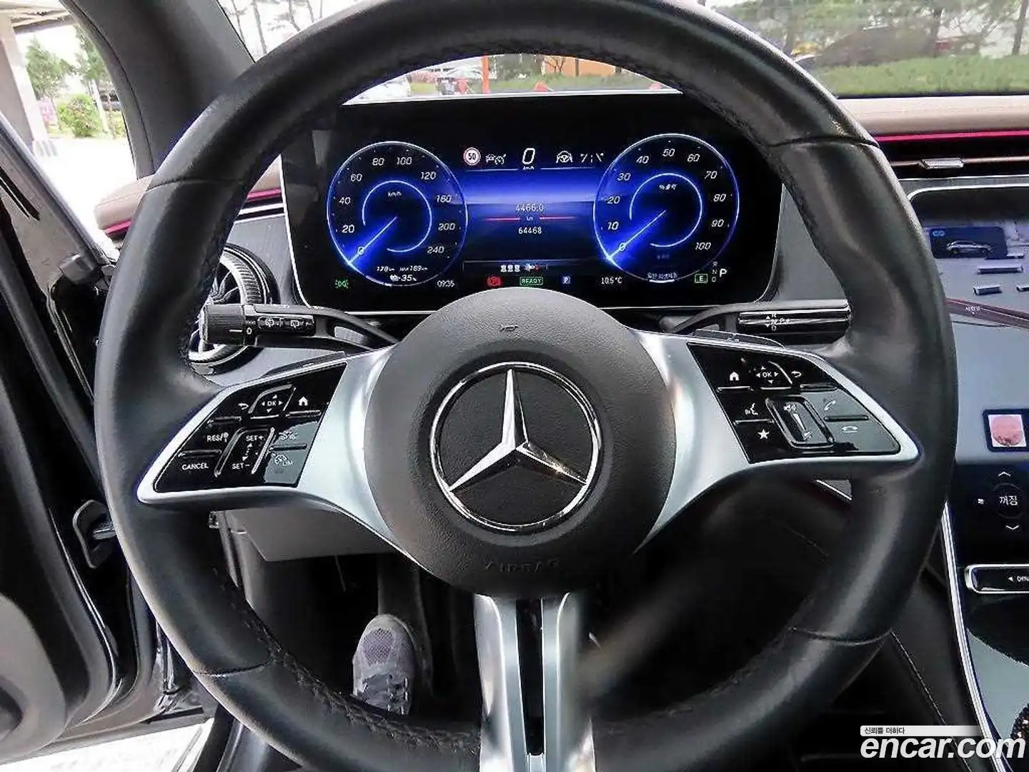 EQE Mercedes-Benz 2023.11-INNER-008
