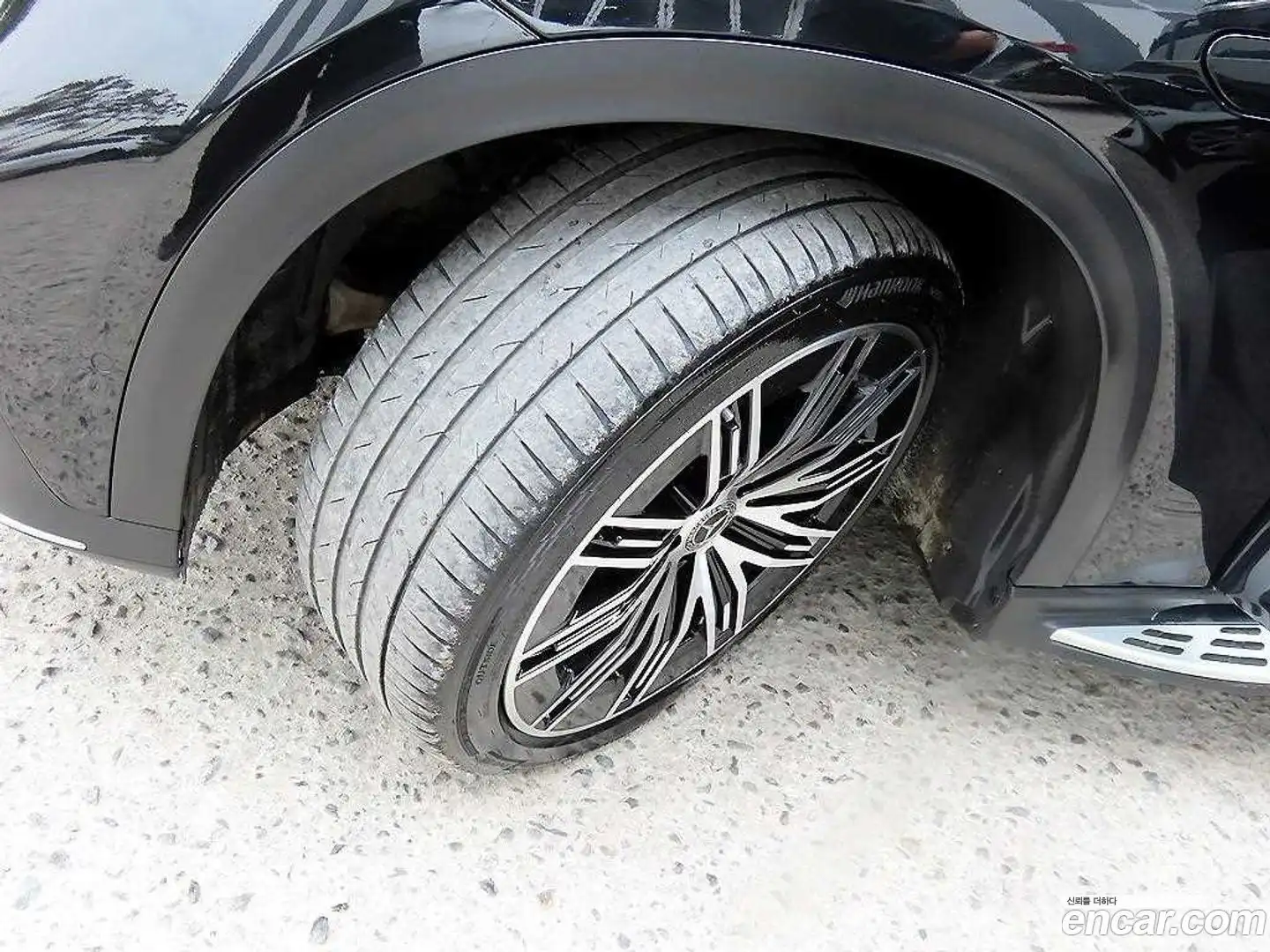 EQE Mercedes-Benz 2023.11-OPTION-023