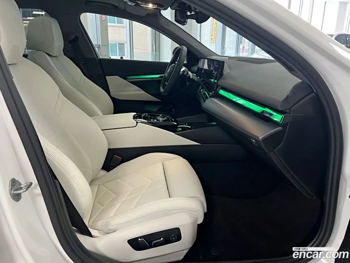 5-Series BMW 2025.6-OPTION-016