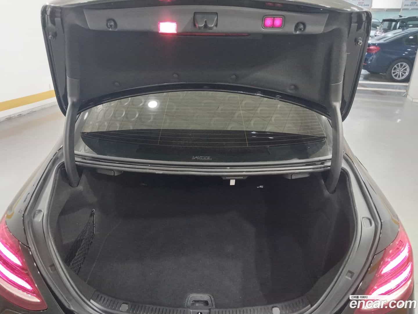 E-Class Mercedes-Benz 2019.8-OPTION-021