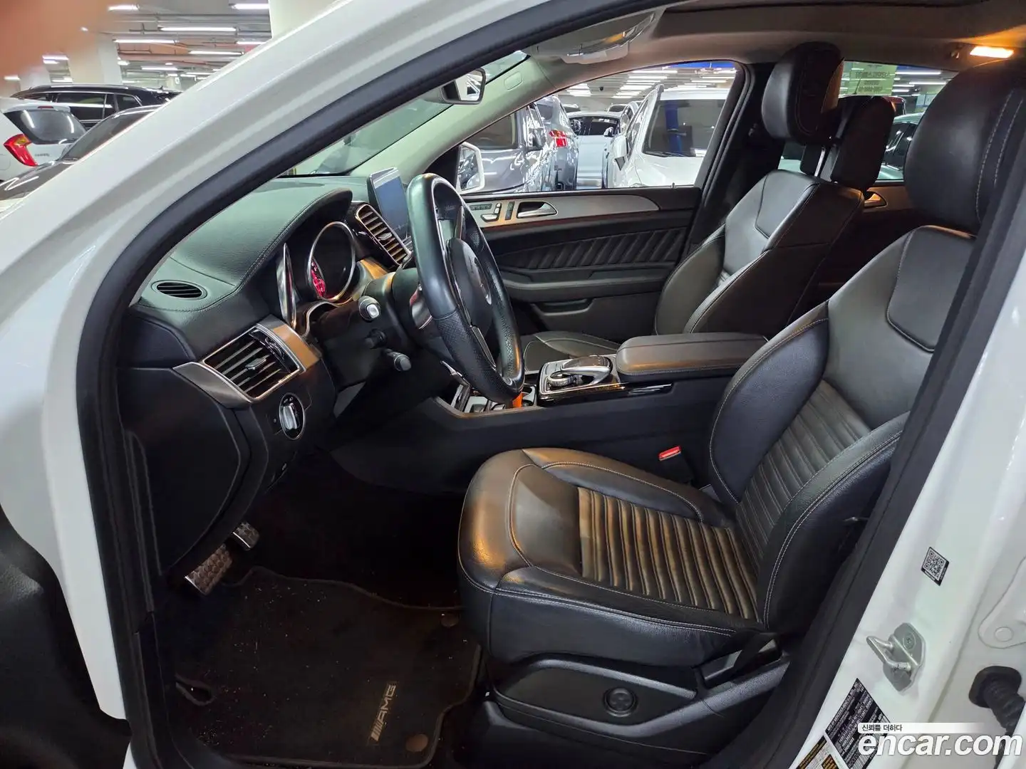 GLE-Class Mercedes-Benz 2017.1-OPTION-017