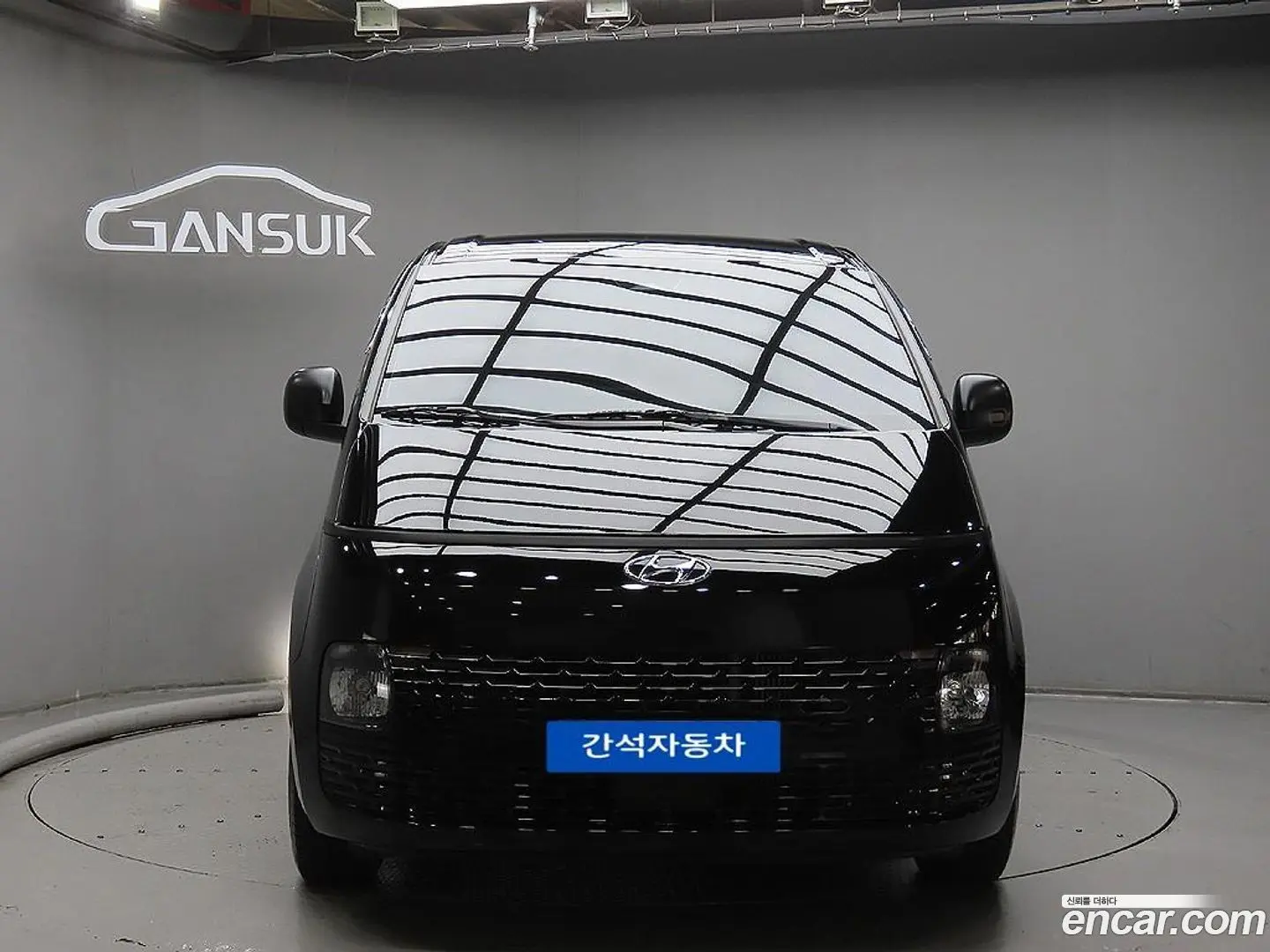 Main__Slider__Photo:Staria Hyundai 2022.8-0