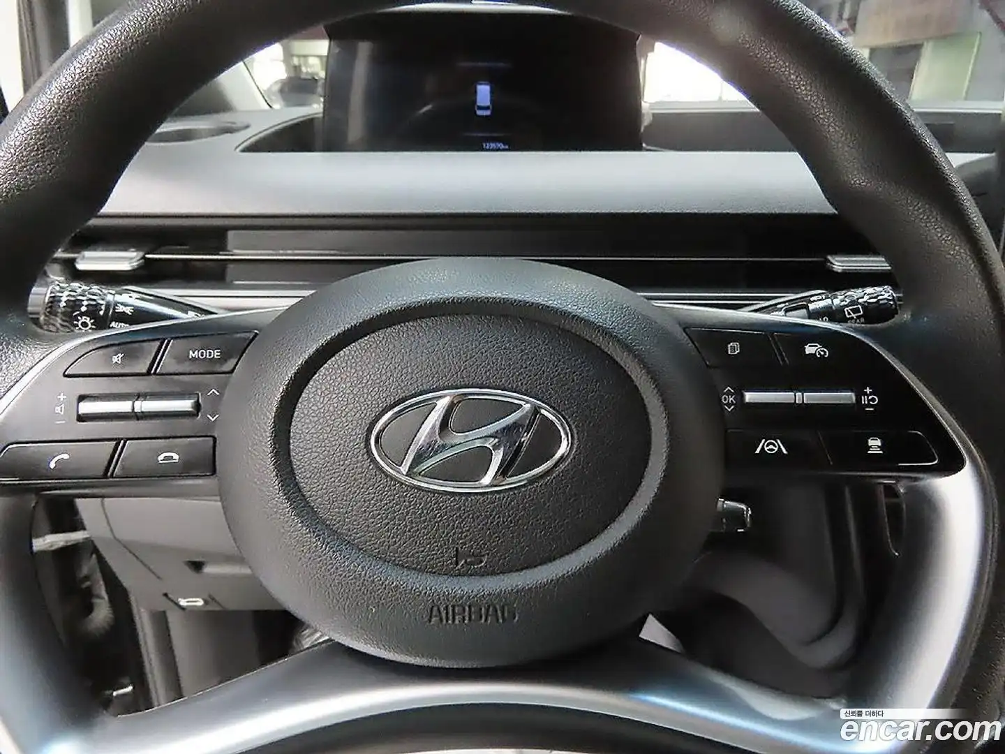 Staria Hyundai 2022.8-OPTION-018