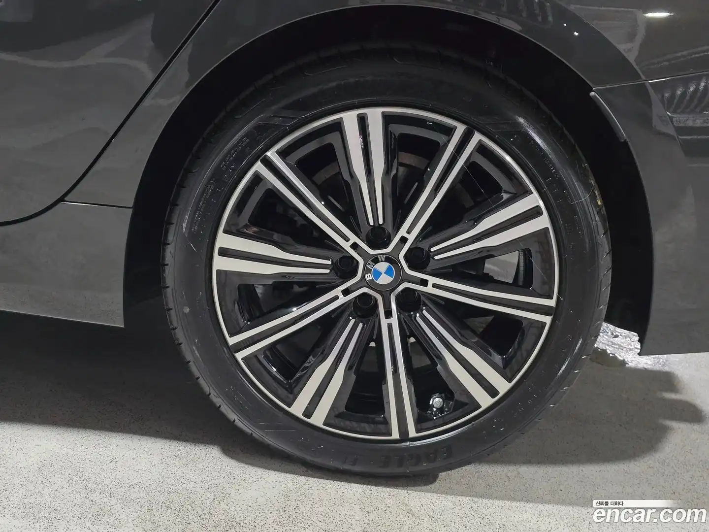 3-Series BMW 2025.8-OUTER-005