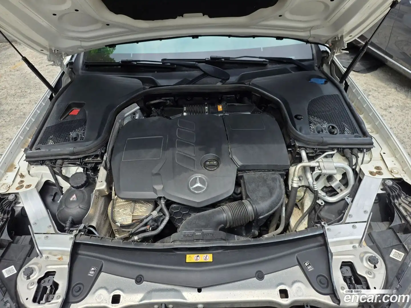 E-Class Mercedes-Benz 2020.8-INNER-007