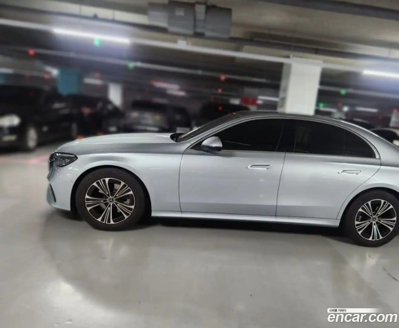 E-Class Mercedes-Benz 2024.9-INNER-007