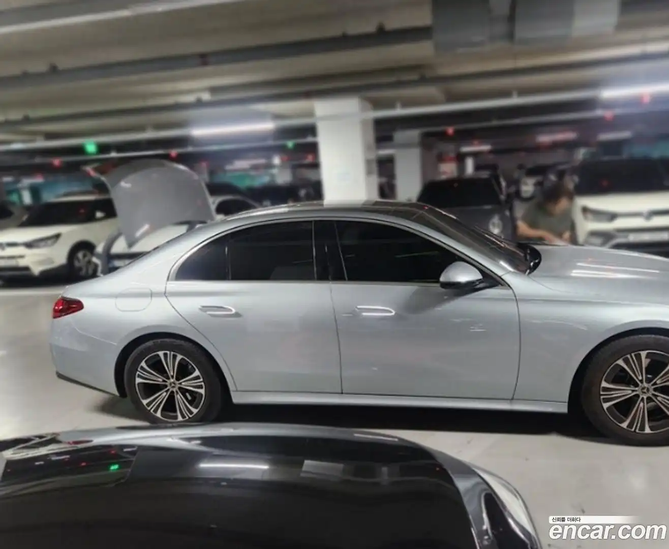 E-Class Mercedes-Benz 2024.9-INNER-008