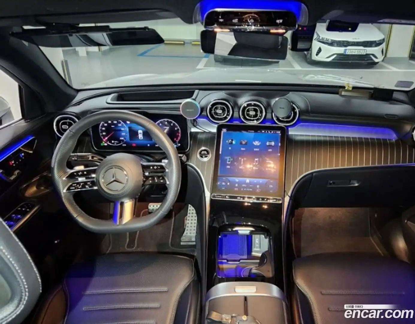 GLC-Class Mercedes-Benz 2024.2-OPTION-015