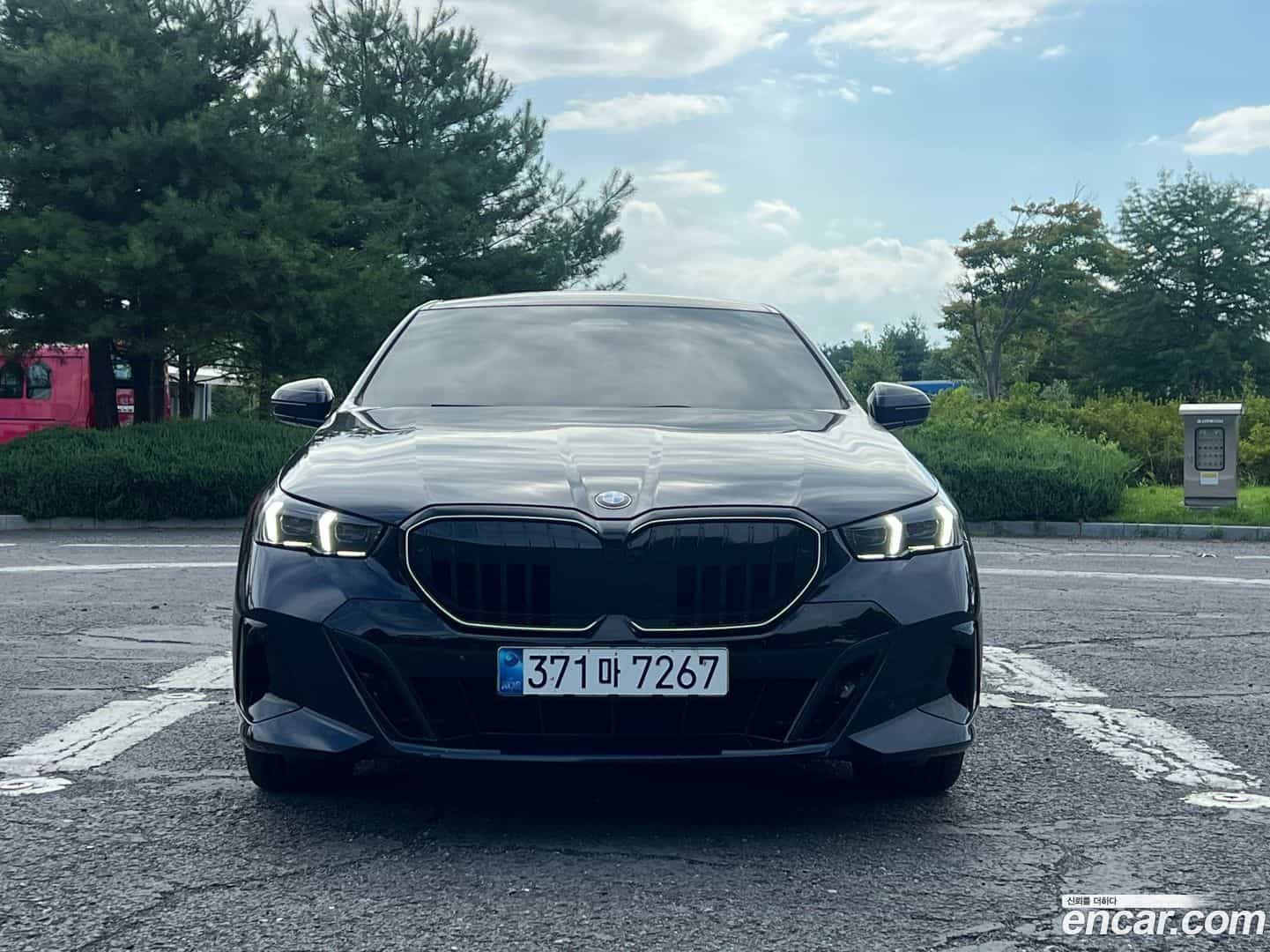 5-Series BMW 2025.8-OUTER-003