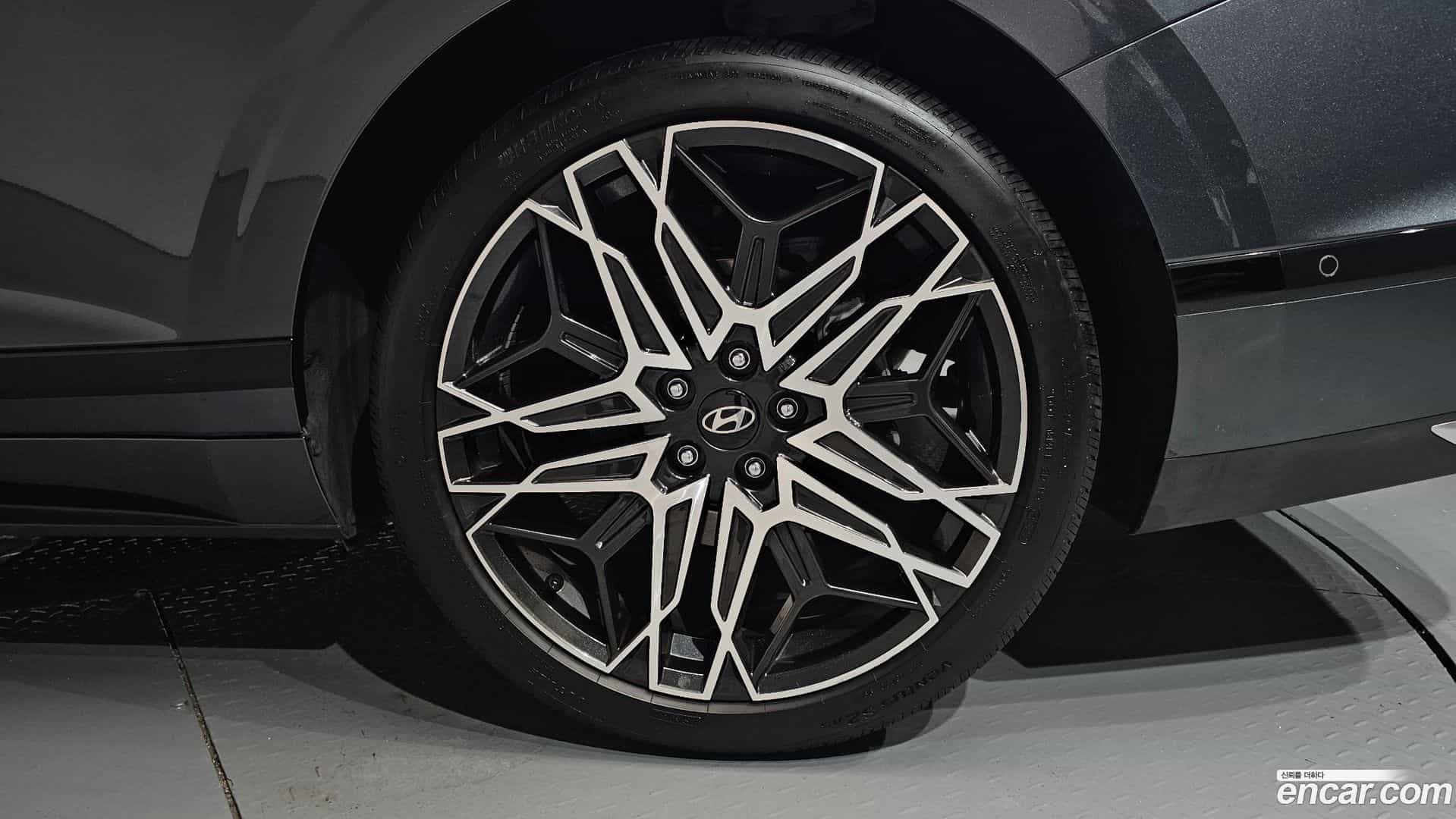 Grandeur Hyundai 2023.0-OUTER-031