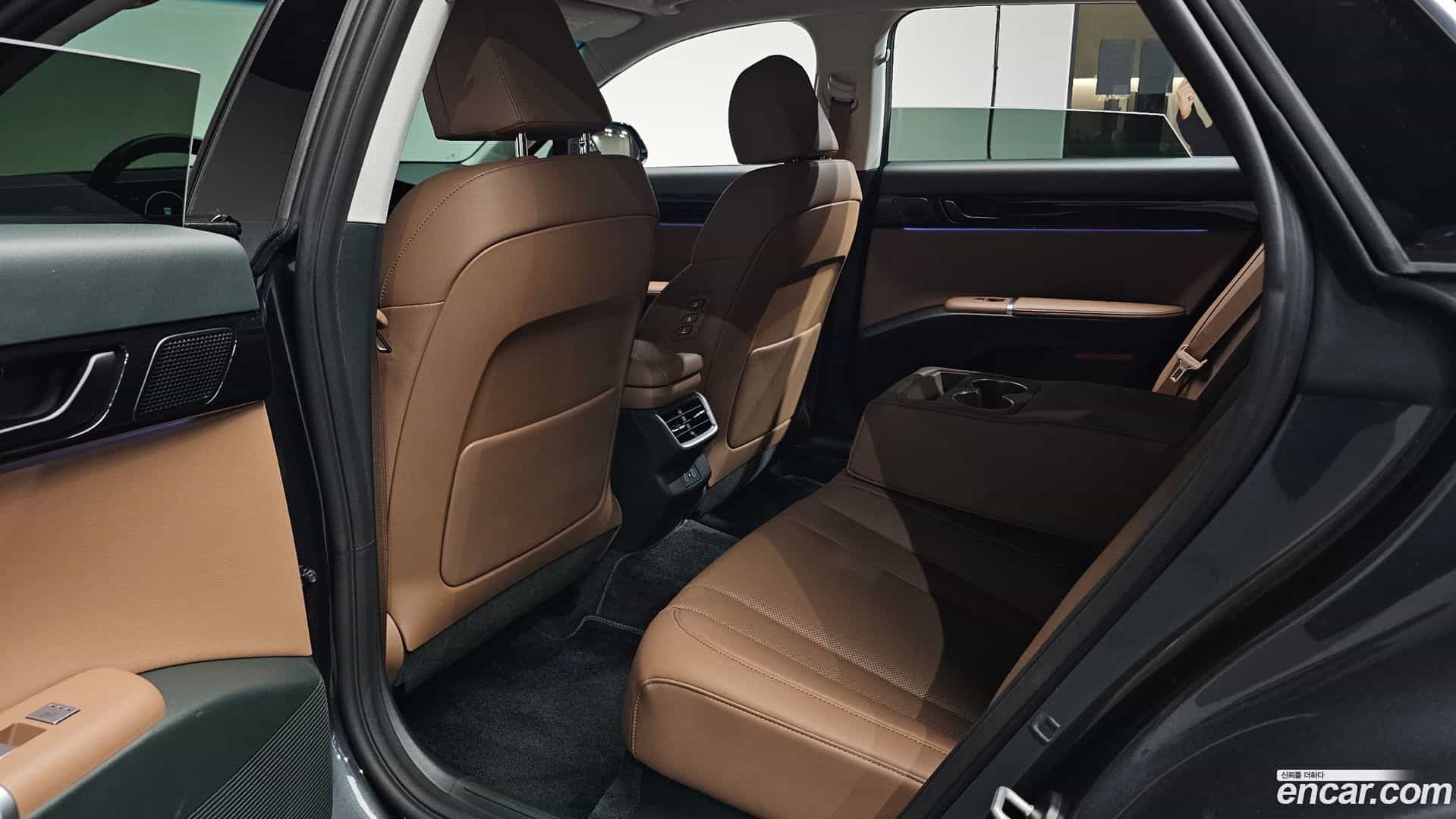 Grandeur Hyundai 2023.0-INNER-036