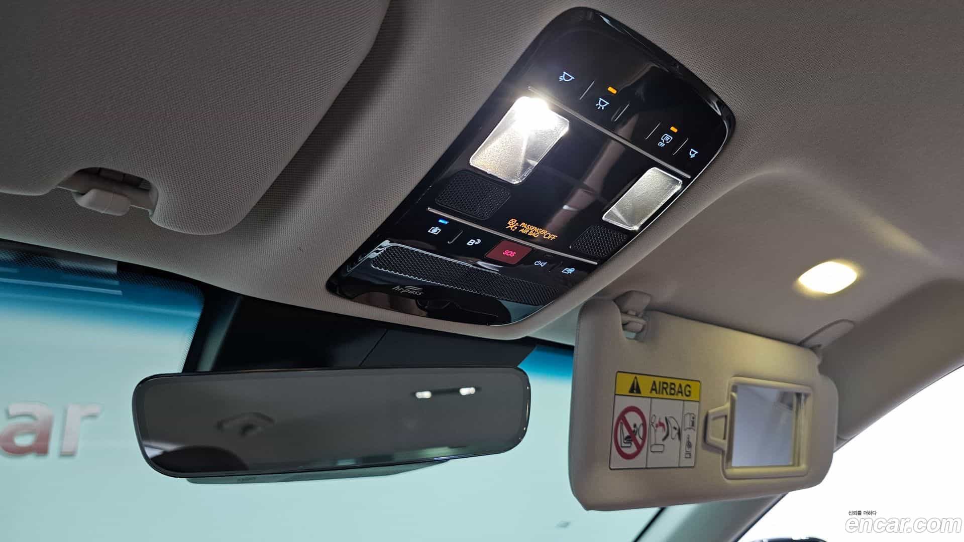 Grandeur Hyundai 2023.0-OPTION-044