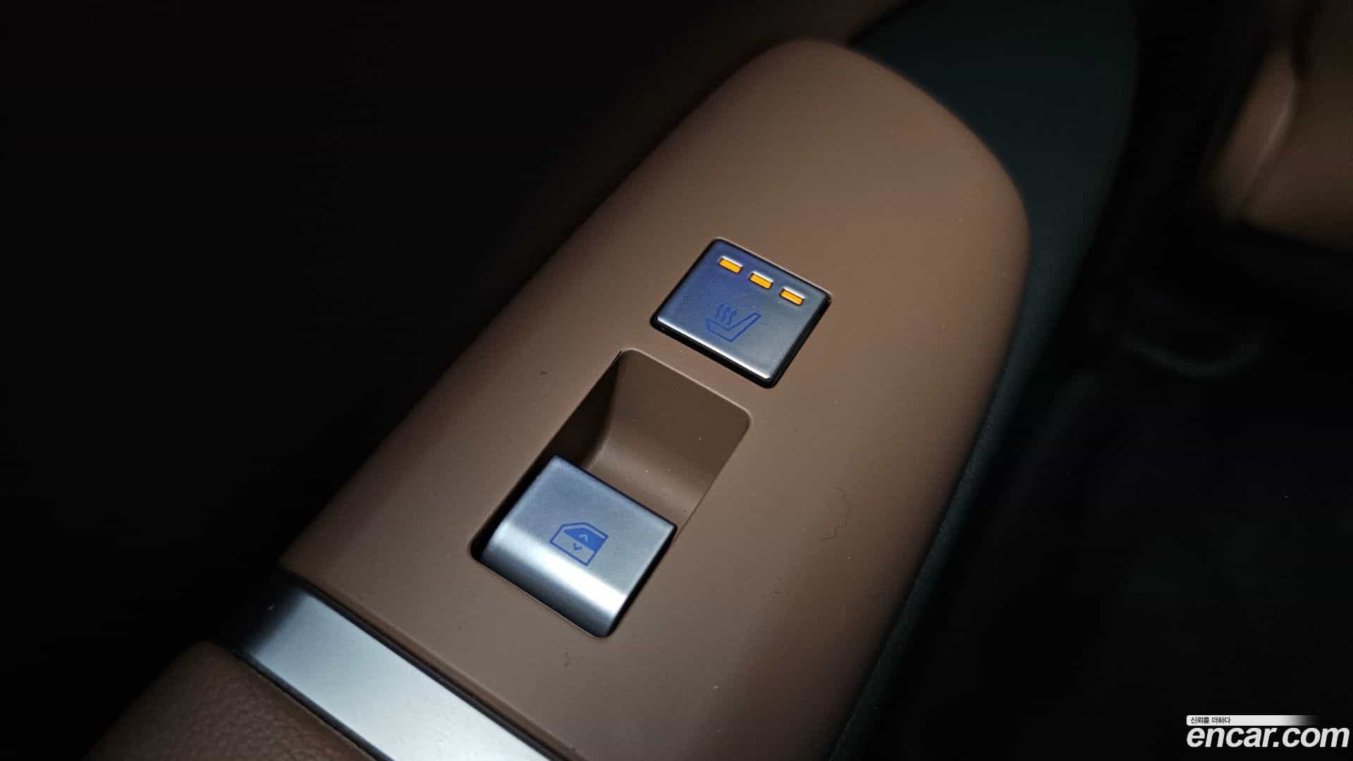 Grandeur Hyundai 2023.0-OPTION-048