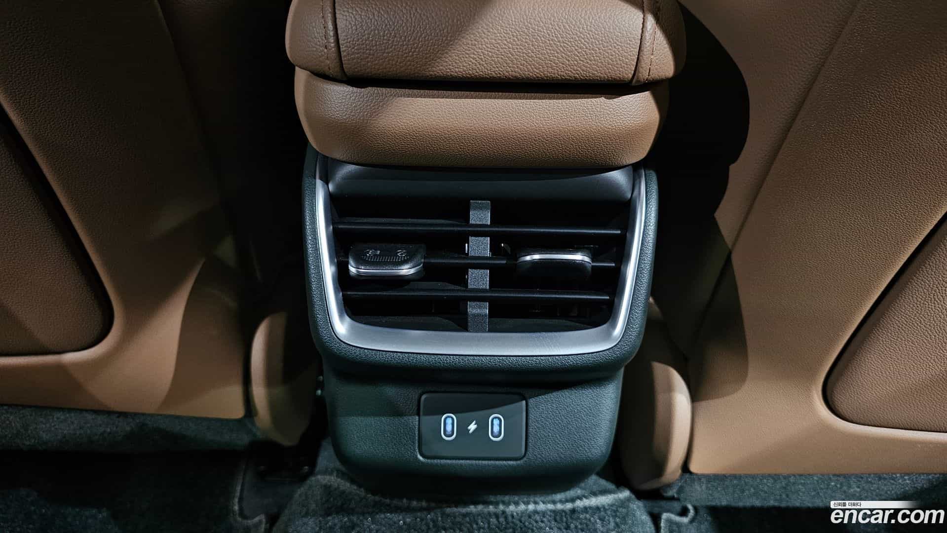 Grandeur Hyundai 2023.0-OPTION-049