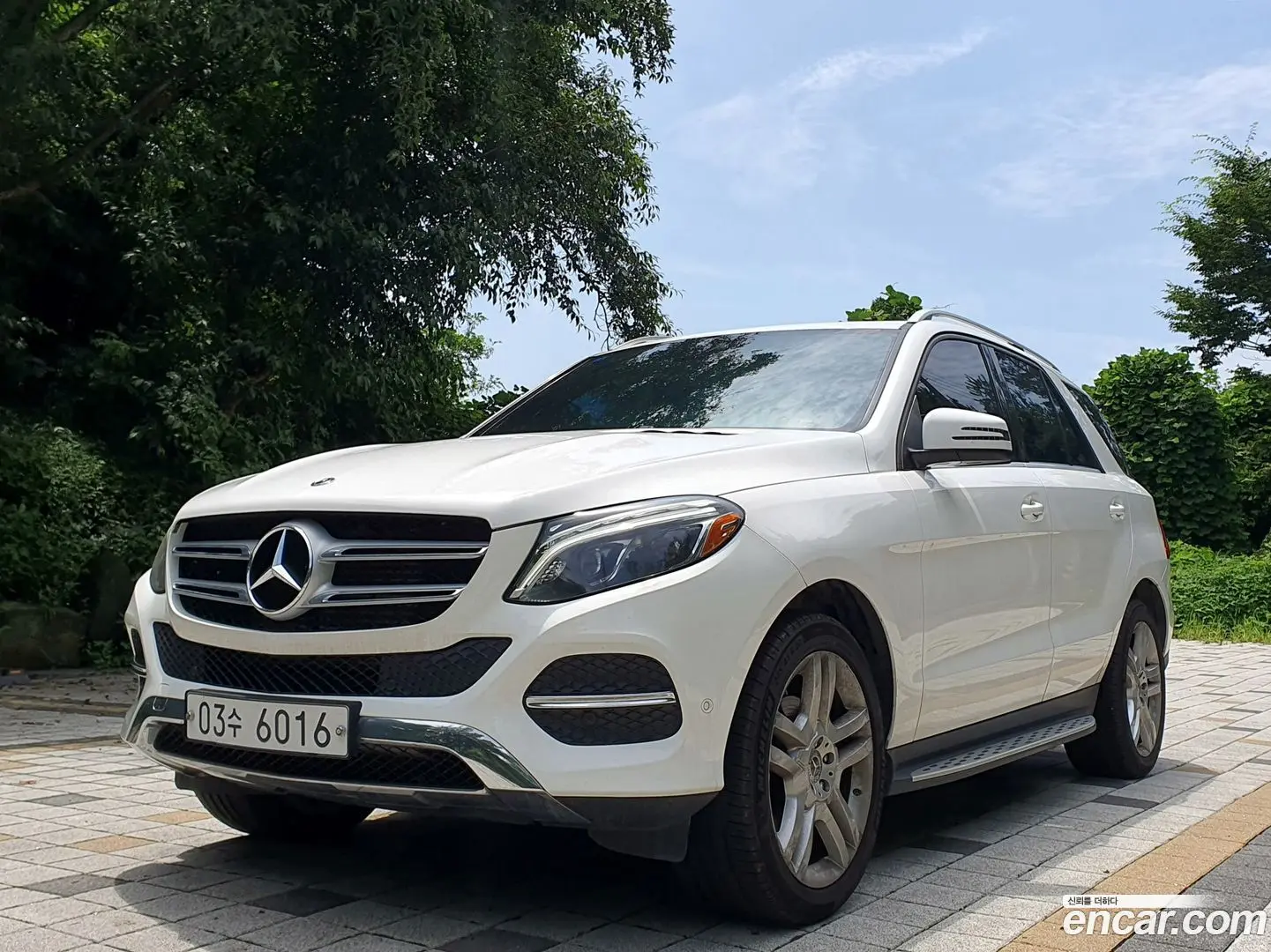 Main__Slider__Photo:GLE-Class Mercedes-Benz 2018.9-0
