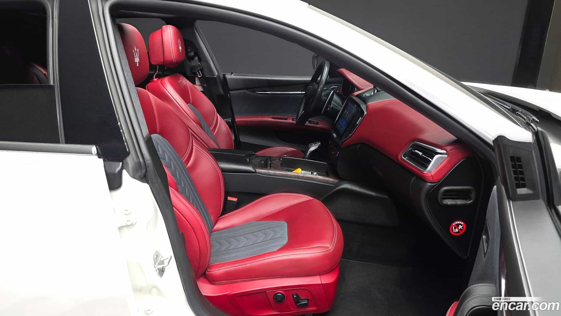 Ghibli Maserati 2021.8-OPTION-015