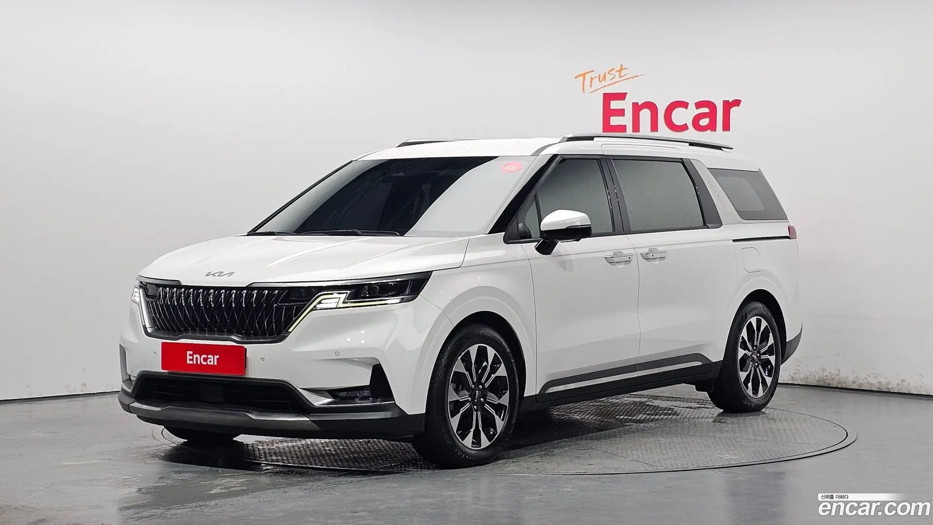 Main__Slider__Photo:Canival Kia 2022.0-0