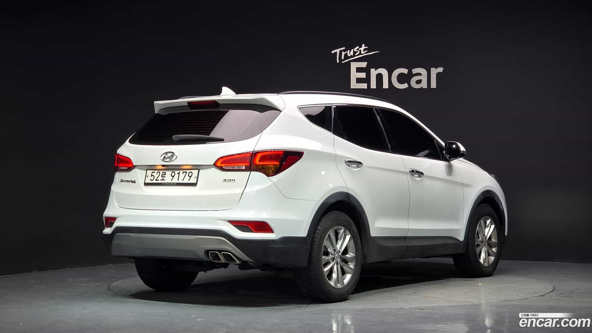 Santafe Hyundai 2017.3-OUTER-002
