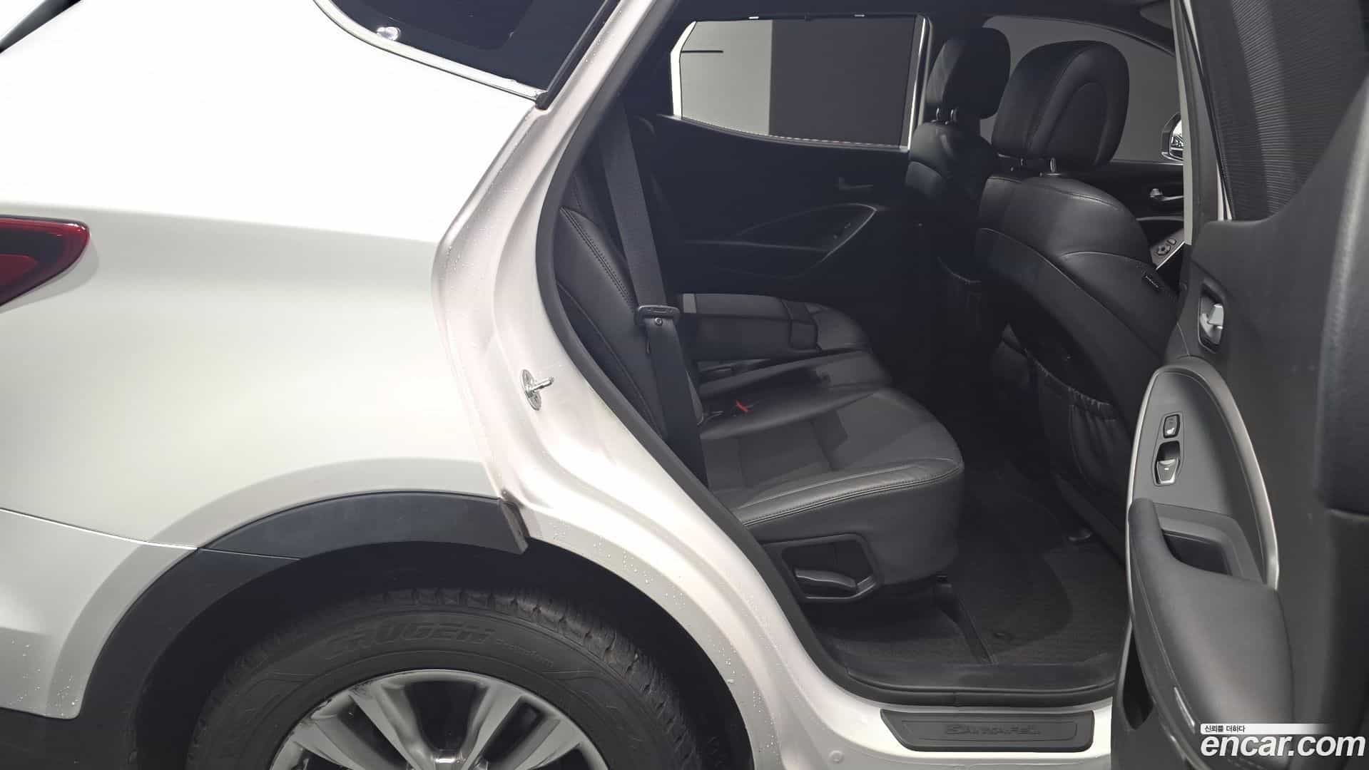 Santafe Hyundai 2017.3-OPTION-015