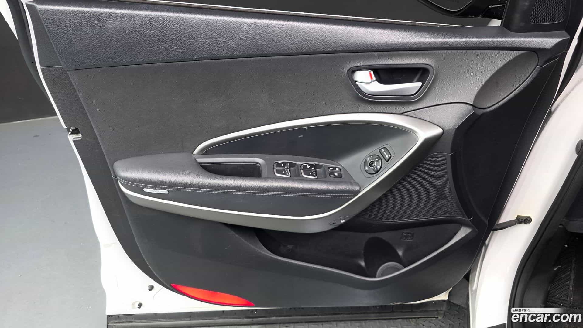 Santafe Hyundai 2017.3-INNER-034