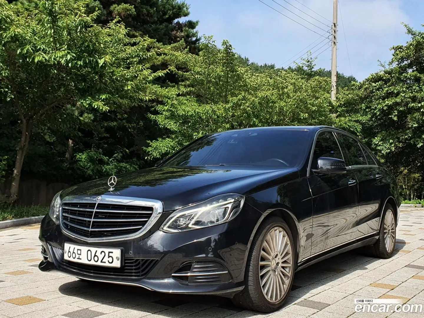 Main__Slider__Photo:E-Class Mercedes-Benz 2016.1-0