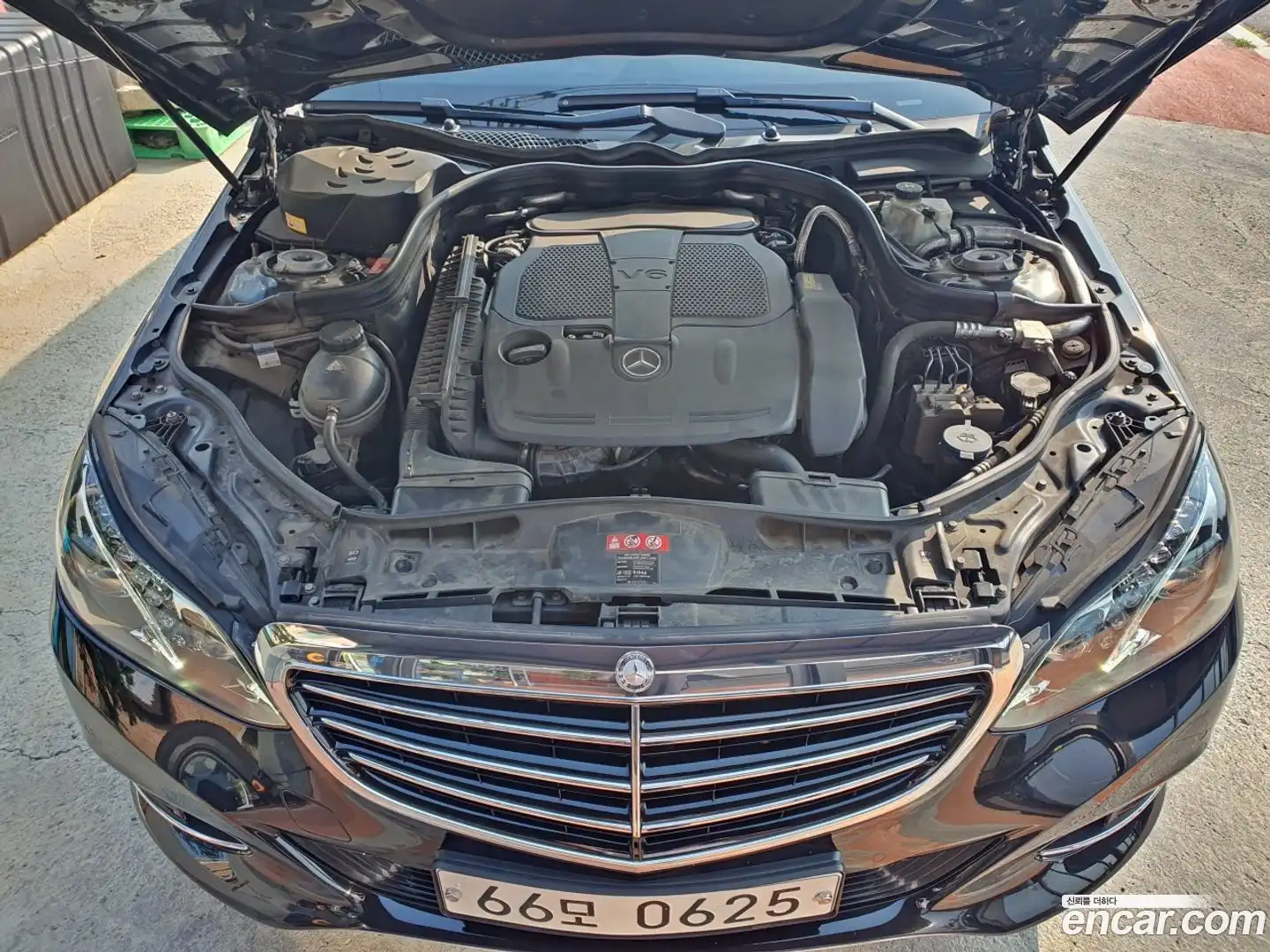 E-Class Mercedes-Benz 2016.1-OPTION-016