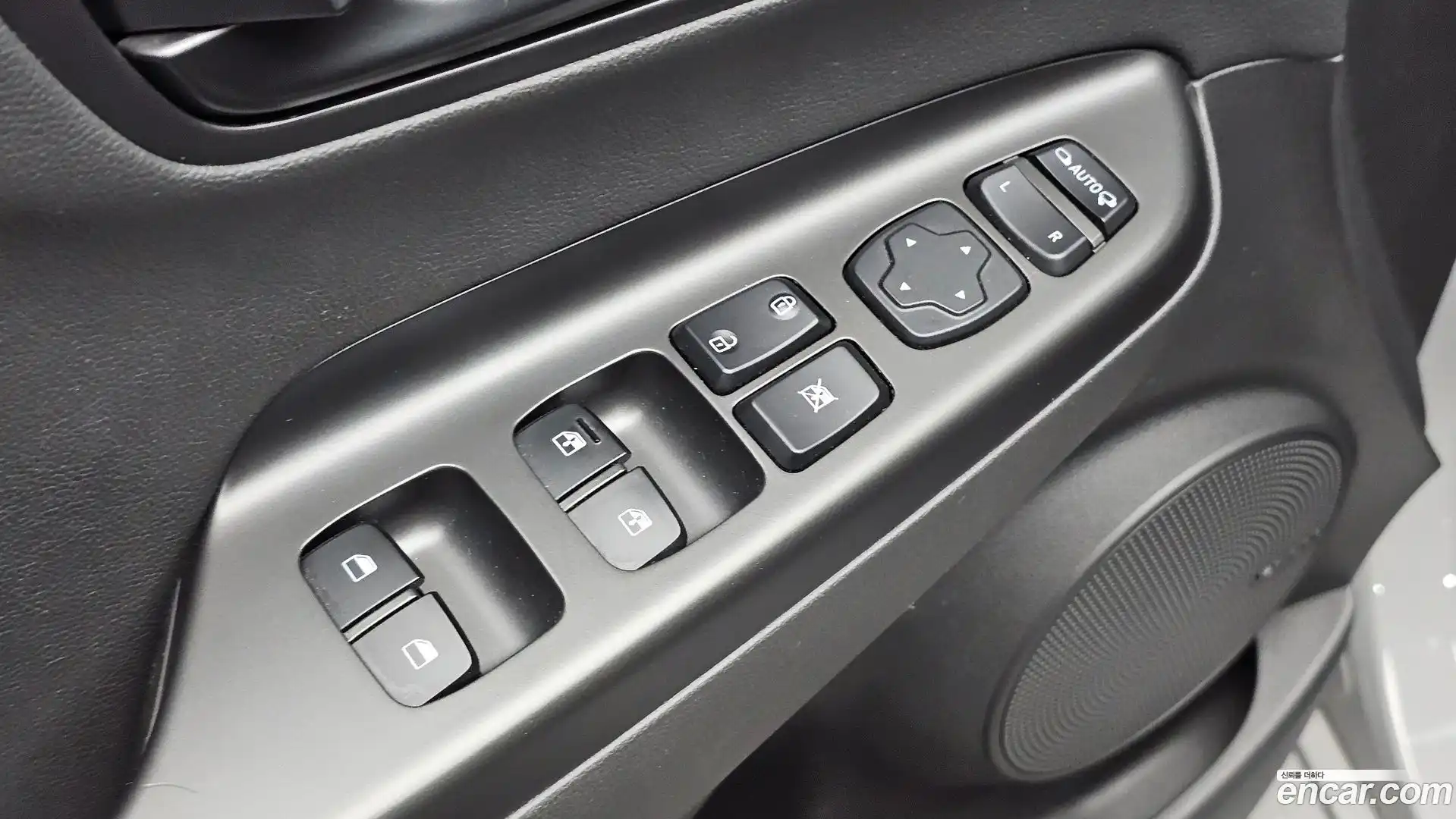 Kona Hyundai 2022.7-OPTION-041