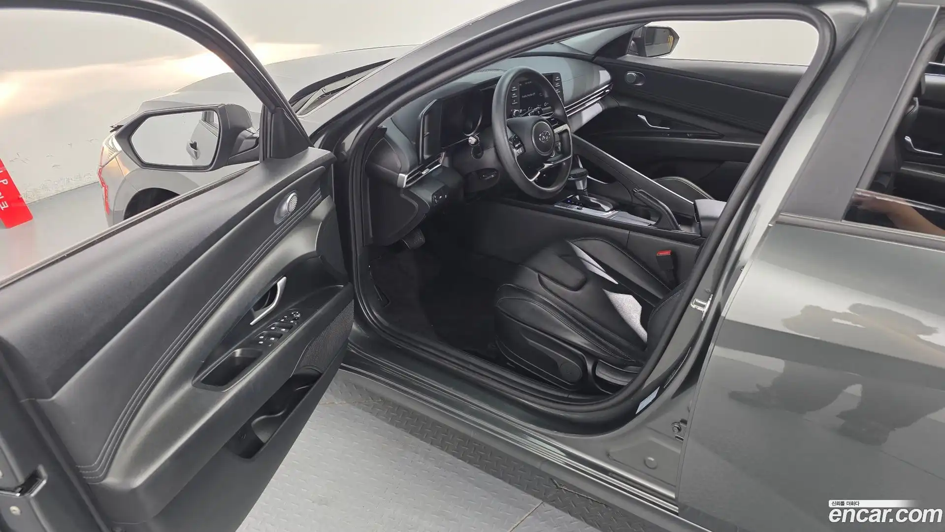 AVANTE Hyundai 2022.6-INNER-010